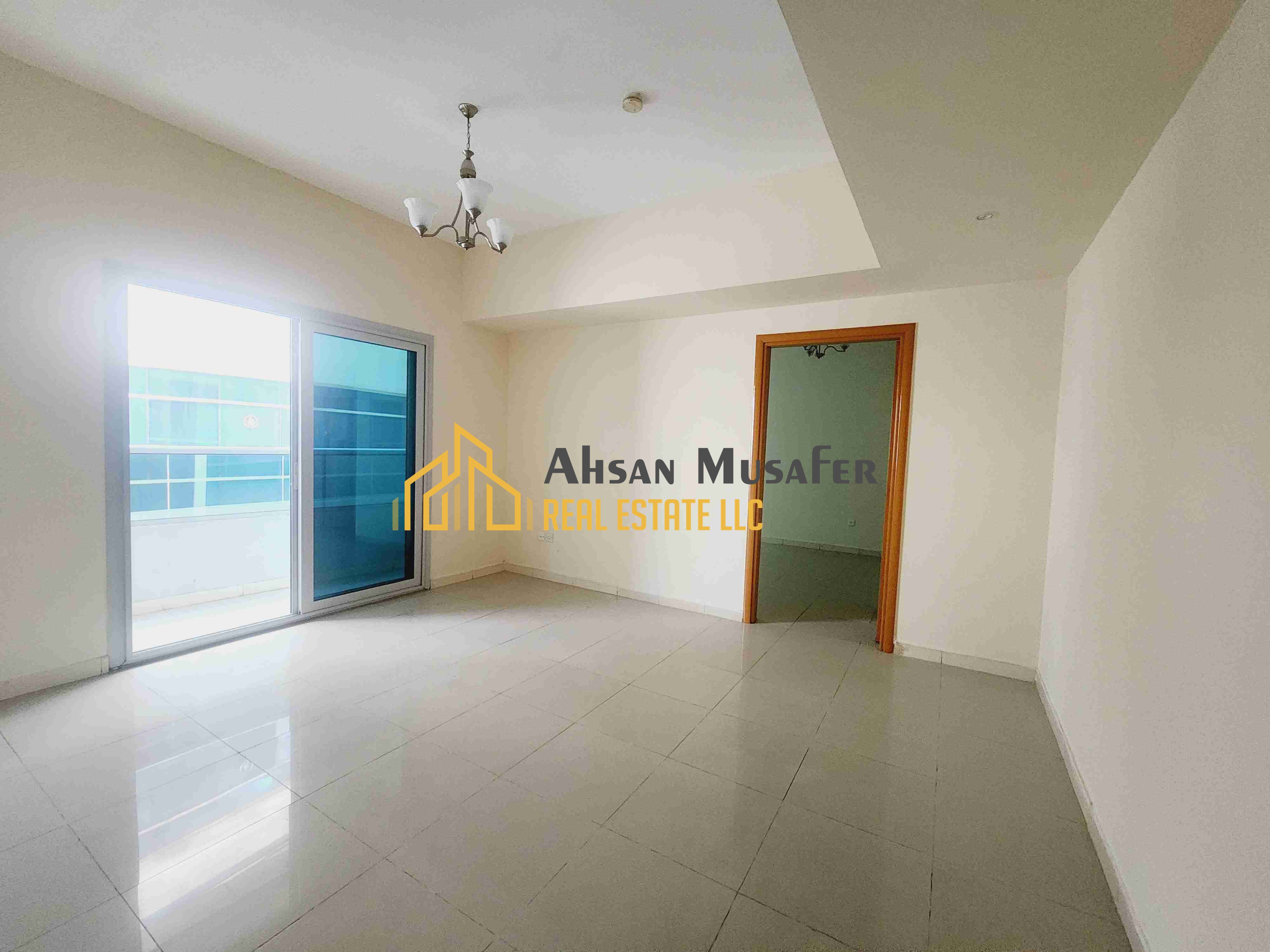 NO COMMISSION//LIMITED TIME OFFER//BALCONY ALSO HAVE+10DAYS FREE+1BHK WITH ONE WASHROOM AL TAWUUN SHARJAH