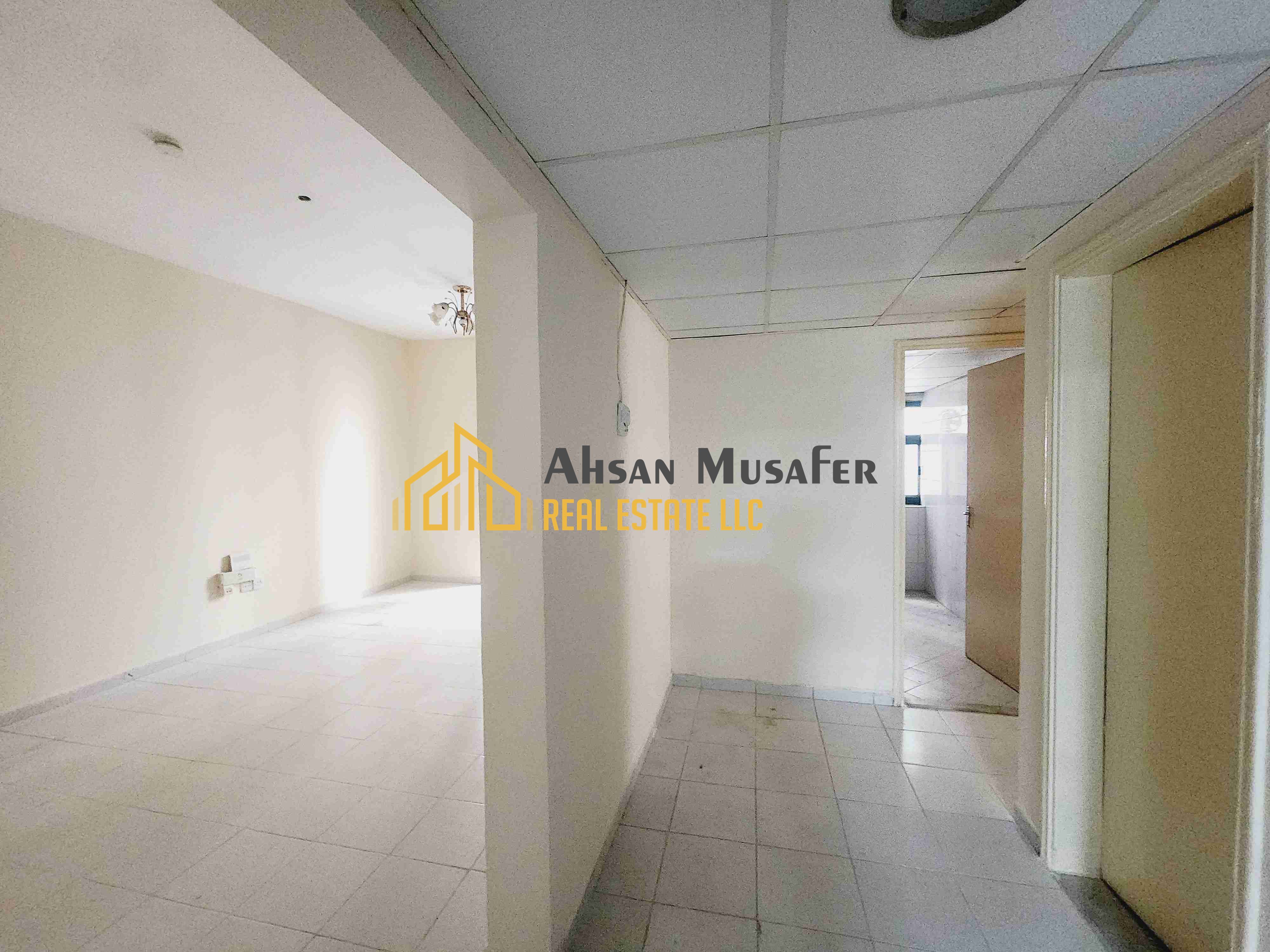 NO COMMISSION//GYM KIDS PLAY AREA FREE+10 DAYS FREE// EASY EXIT TO DUBAI NEAR SAHARA CENTRE AND NEAR RTA BUS STOP LAST UNIT 2BHK +BALCONY