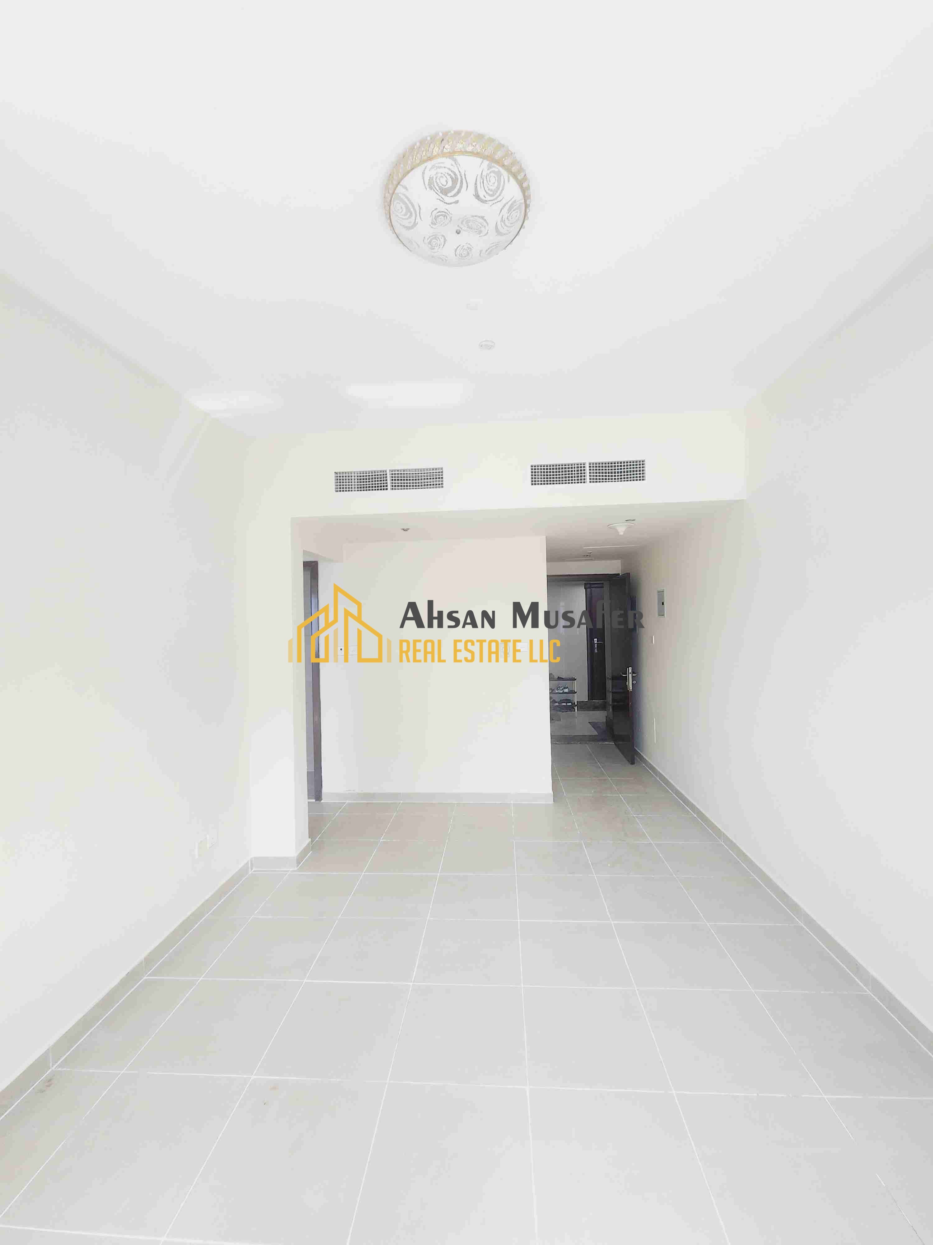 NO COMMISSION//. SAHARAH CENTER SAME LINE//BALCONY ALSO HAVE//10 DAYS FREE+4CHQS// EASY EXIT TO DUBAI NEAR SAHARA CENTRE AND NEAR RTA BUS STOP