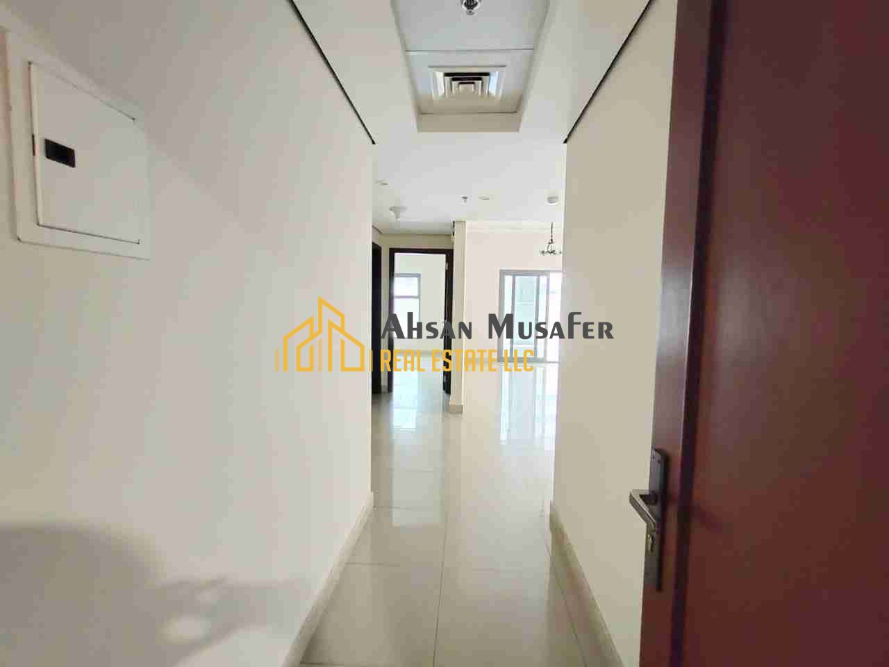 NEW BUILDING//A. C FREE BUILDING//PARKING FREE+ONE MONTH FREE// EASY EXIT TO DUBAI NEAR SAHARA CENTRE AND NEAR RTA BUS STOP LAST UNIT 1BHK WITH 2 WASHROOMS AL NAHDA SHARJAH