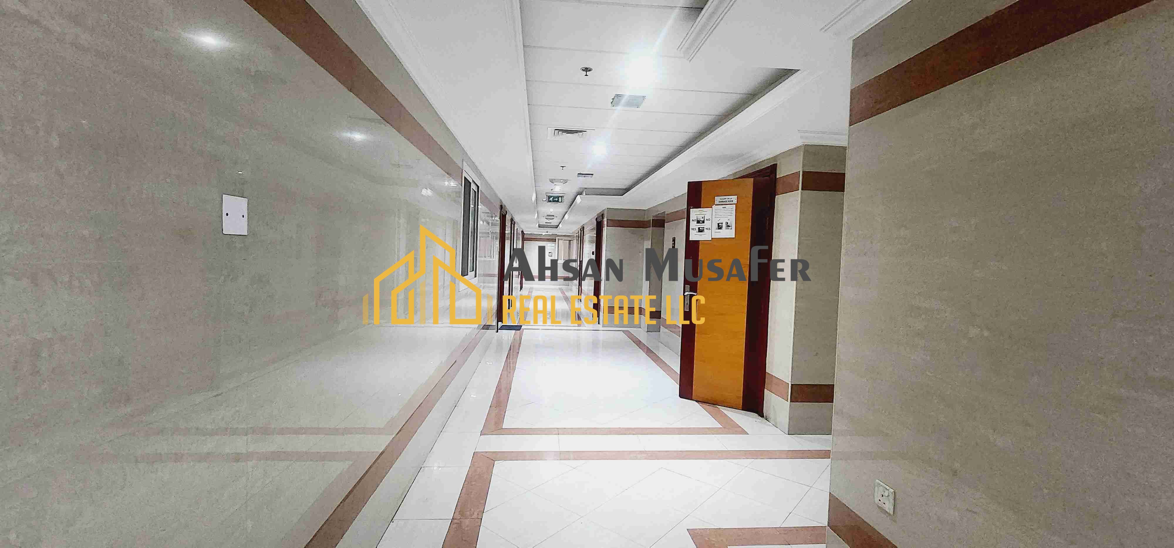 //PRIME LOCATION,6CHQS PAYMENT//HALL SEPARATE// EASY EXIT TO DUBAI NEAR SAHARA CENTRE AND NEAR RTA BUS STOP LAST UNI1 1BHK WITH 1 WASHROOM WARDROBES ALSO HAVE,AL NAHDA SHARJAH