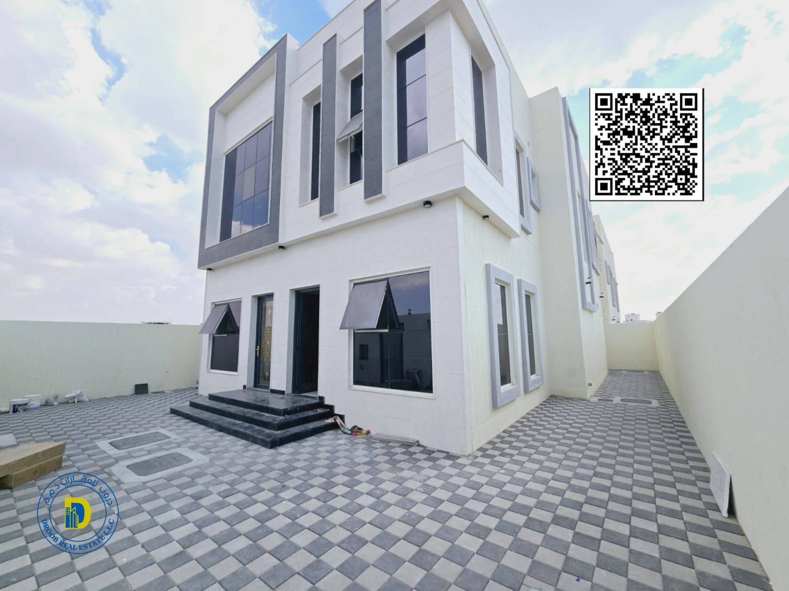 For sale, a modern 5-bedroom villa at an excellent price in Al Helio 2 area.