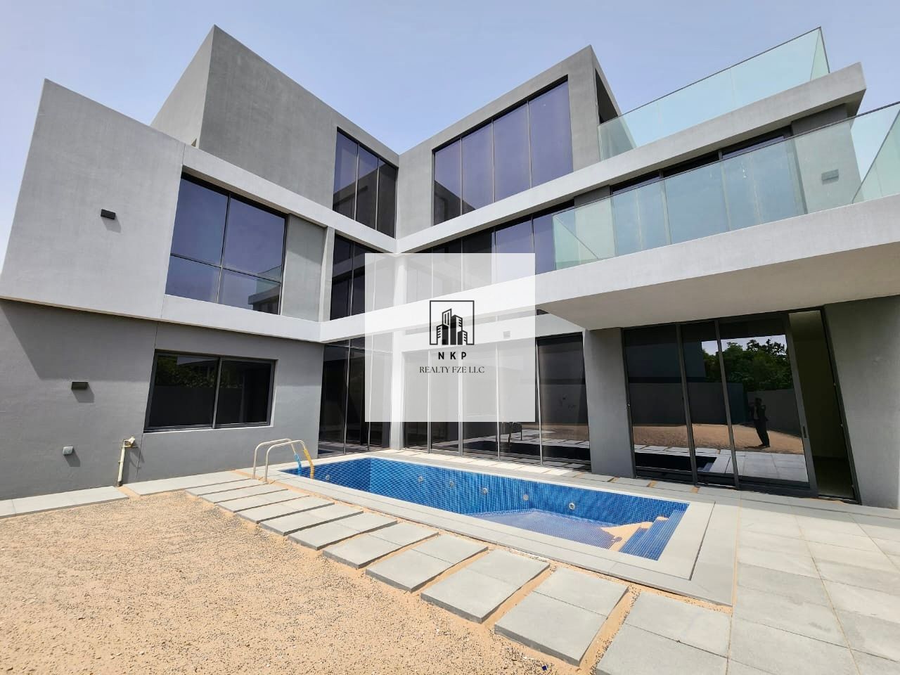 Spacious, luxurious green view five bedroom stand alone Villa in Masaar community