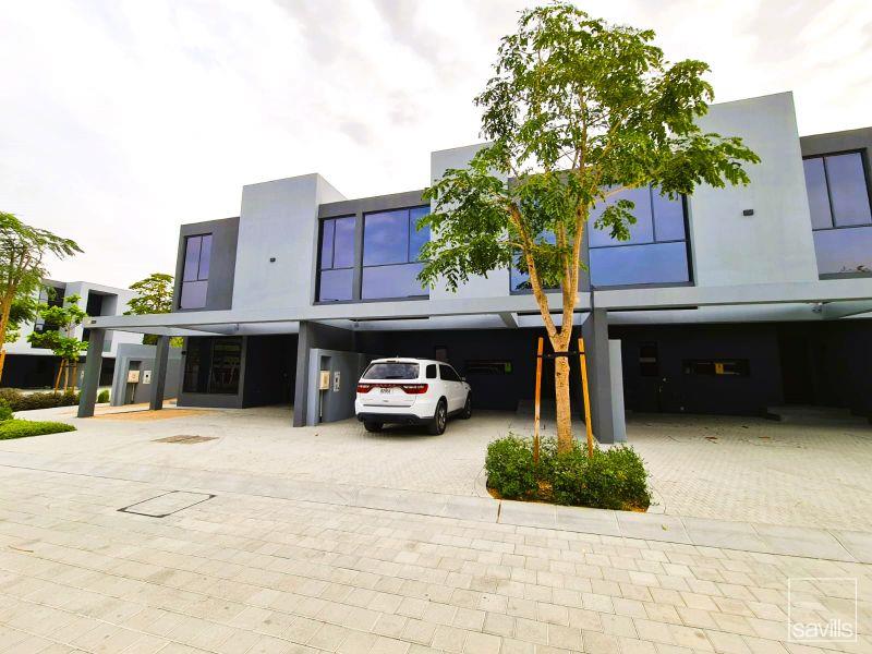 Exquisite Living| Modern Townhouse| 4 Bedrooms