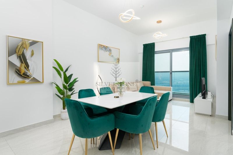 Furnished, Spacious High Floor Apartment