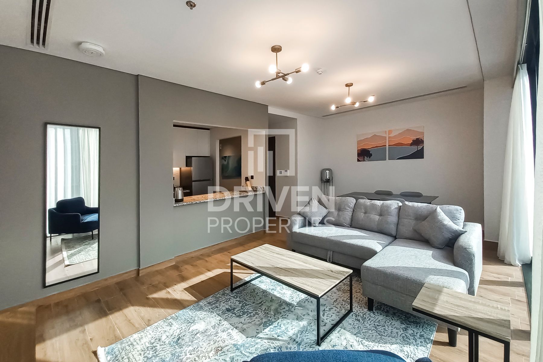 Vacant | All Bills Included | Close to Mall