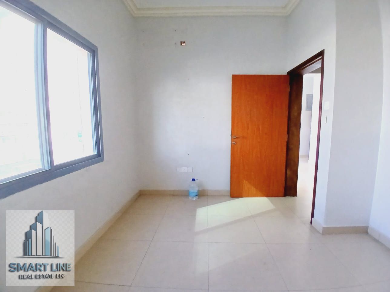 Cheapest Price Like Brand New Full Renovated 1Bhk Apartment With Balcony Nice And Finshing