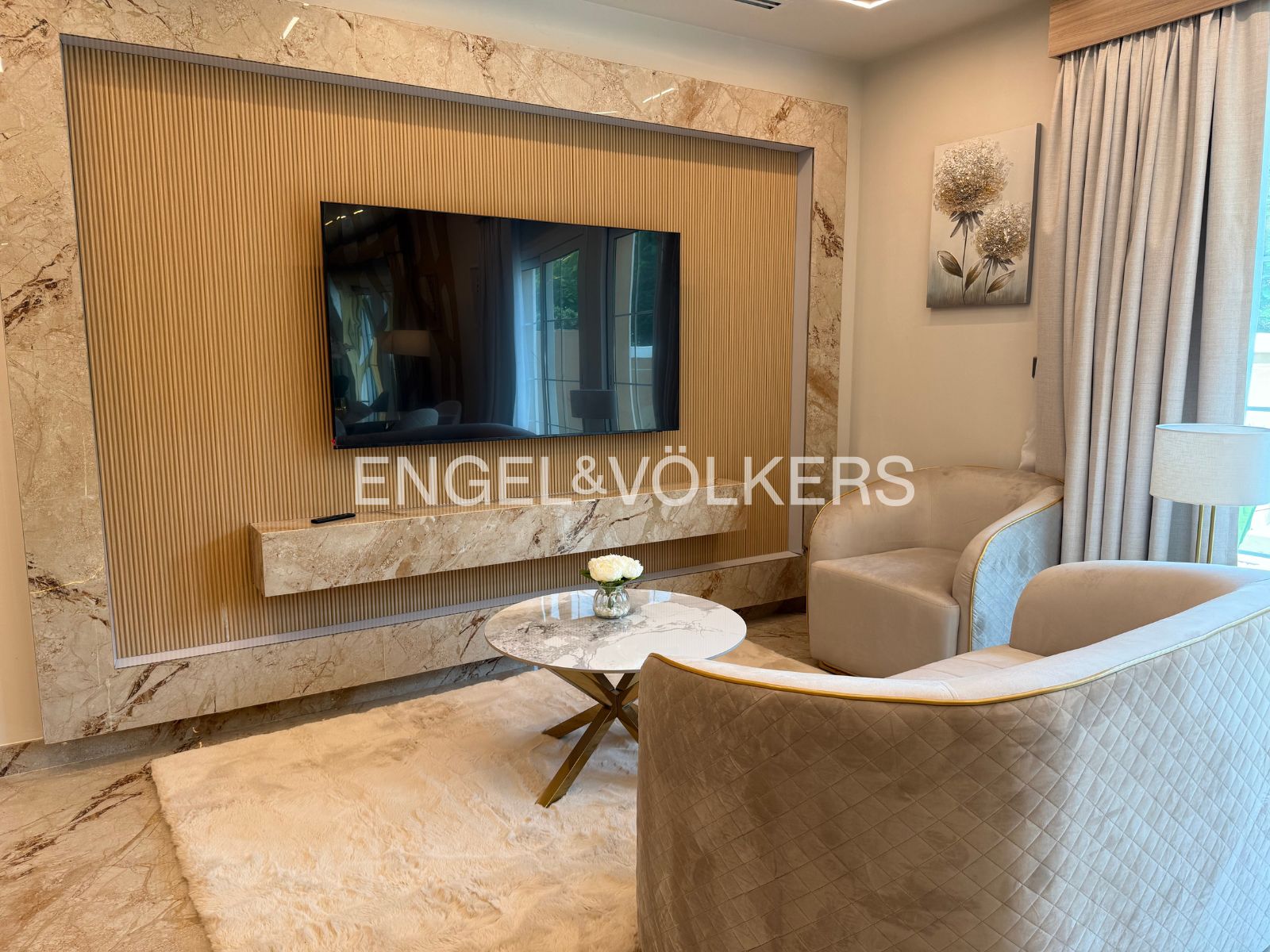 Fully Upgraded Townhouse | Park Backing | Vacant