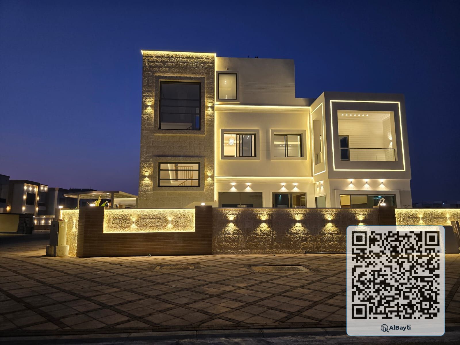 Luxurious Corner Villa For Sale | With Private Swimming Pool | 3900 SQFT