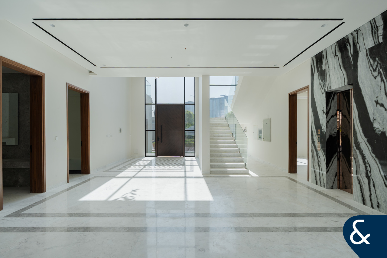 One Of A Kind Custom Build Vacant Villa