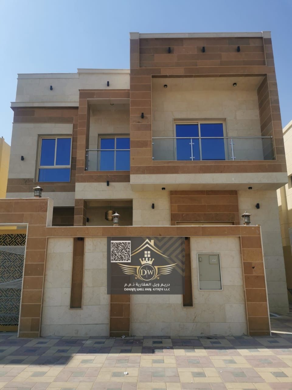 5 Master Bedrooms and Majlis MODERN with Maid Room For Sale in AL Yasmeen