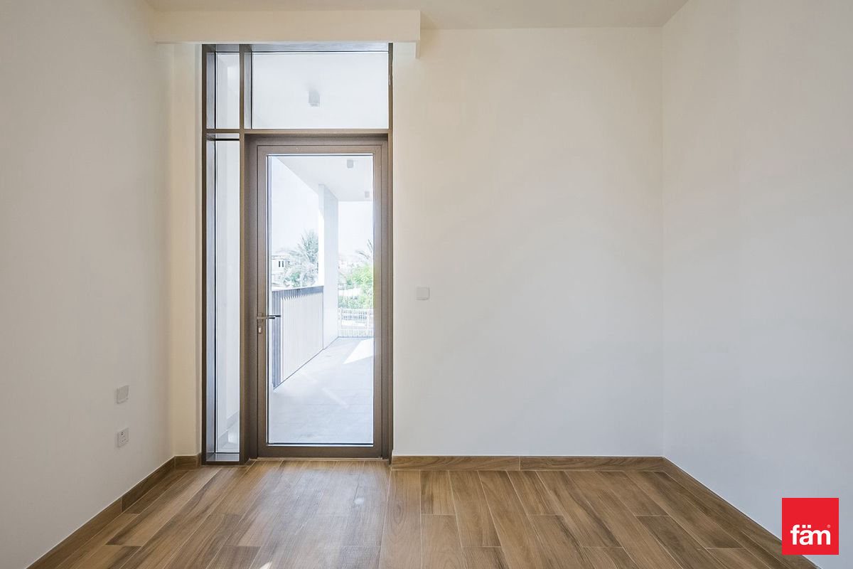 Top Location | Full Privecy | Move Today | Type B