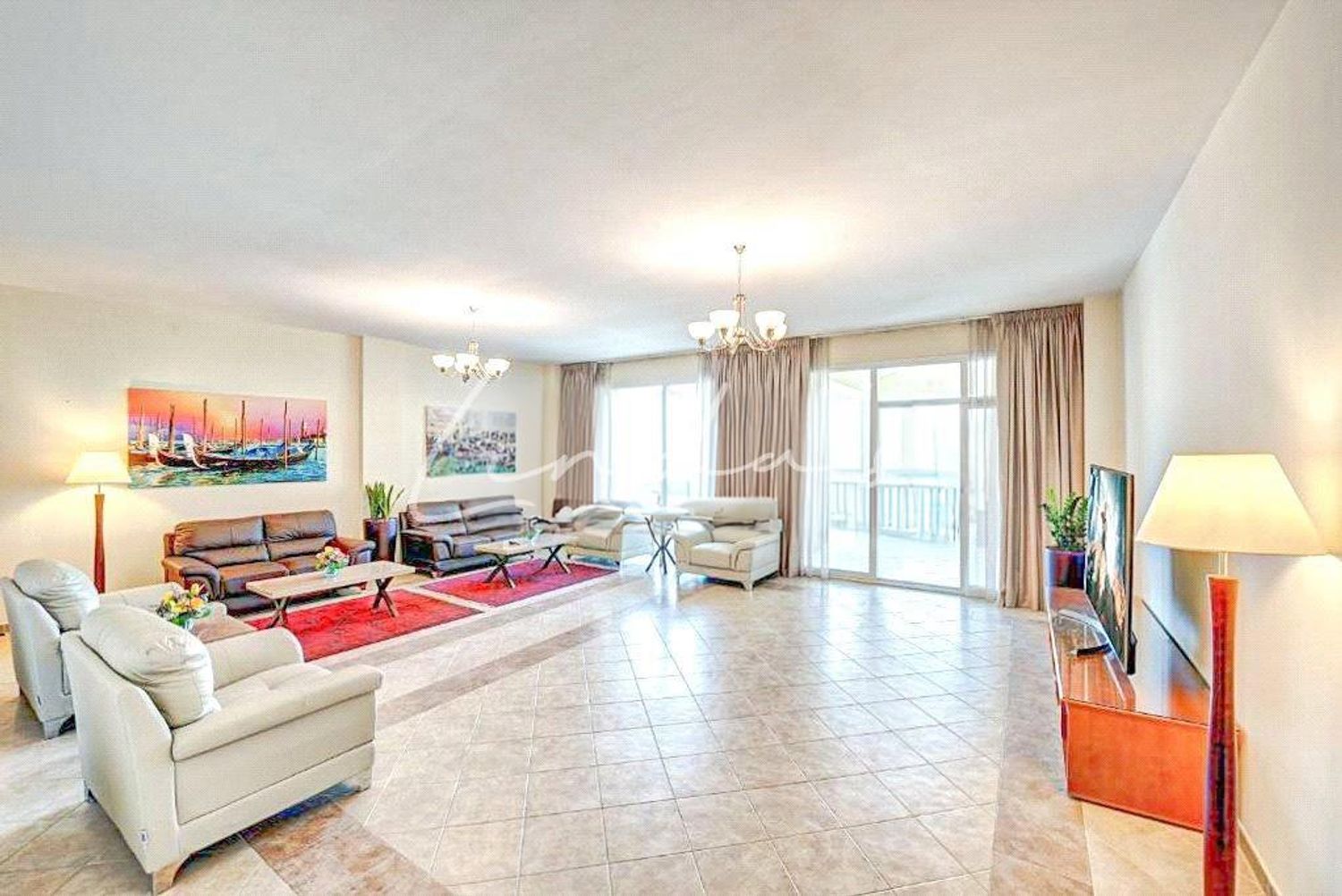Rare | Lakeside living| Huge Spacious Layout