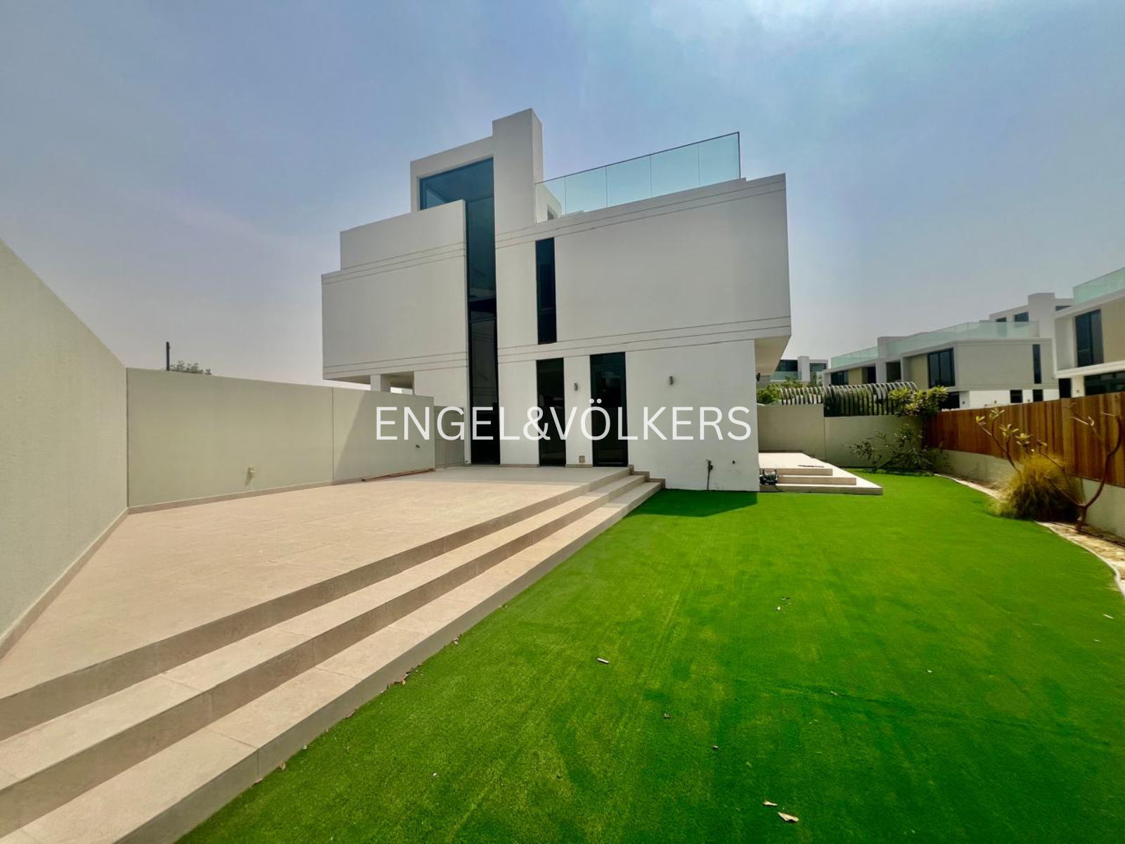 Large Plot | Landscaped Garden | Burj View
