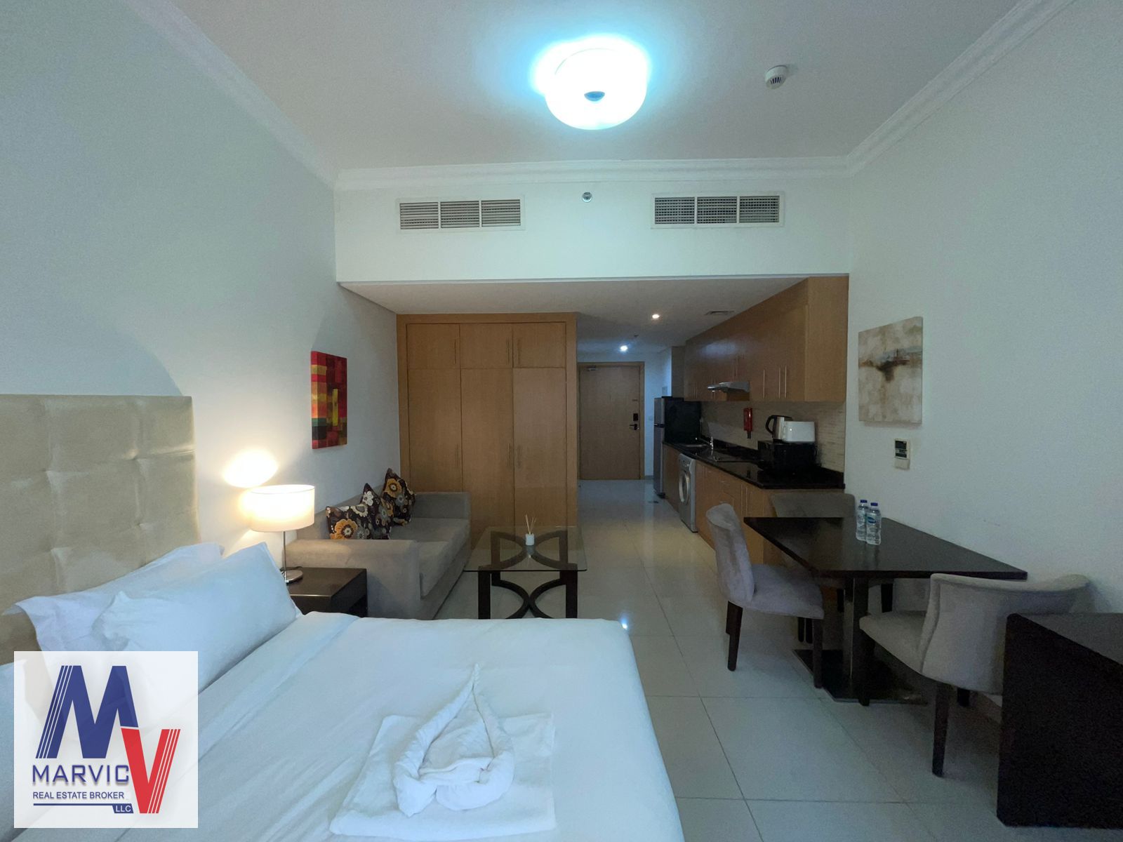 SPACIOUS STUDIO | COMMUNITY VIEW | FULLY FURNISHED