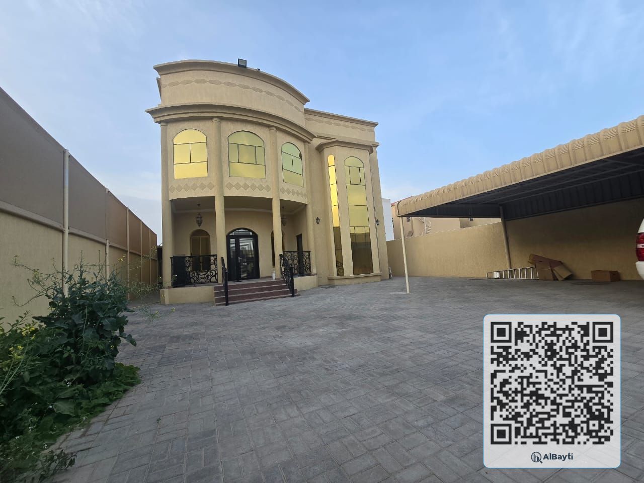 Luxury Villa Available For Sale