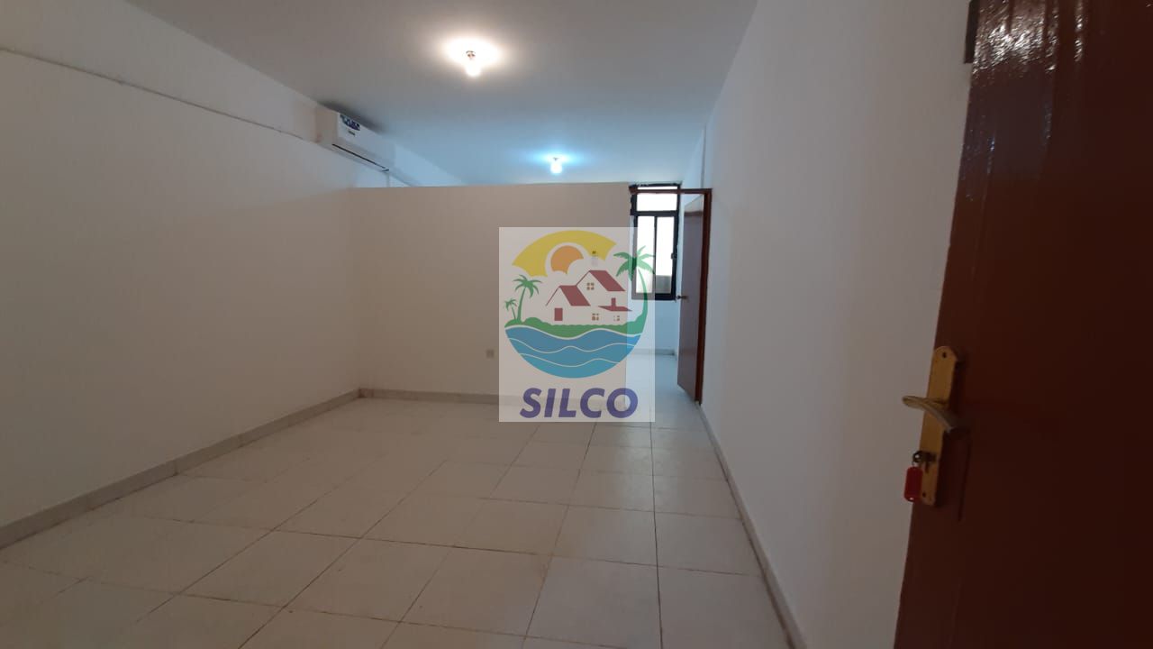 Spacious flat with tawtheeq, no cash deposit
