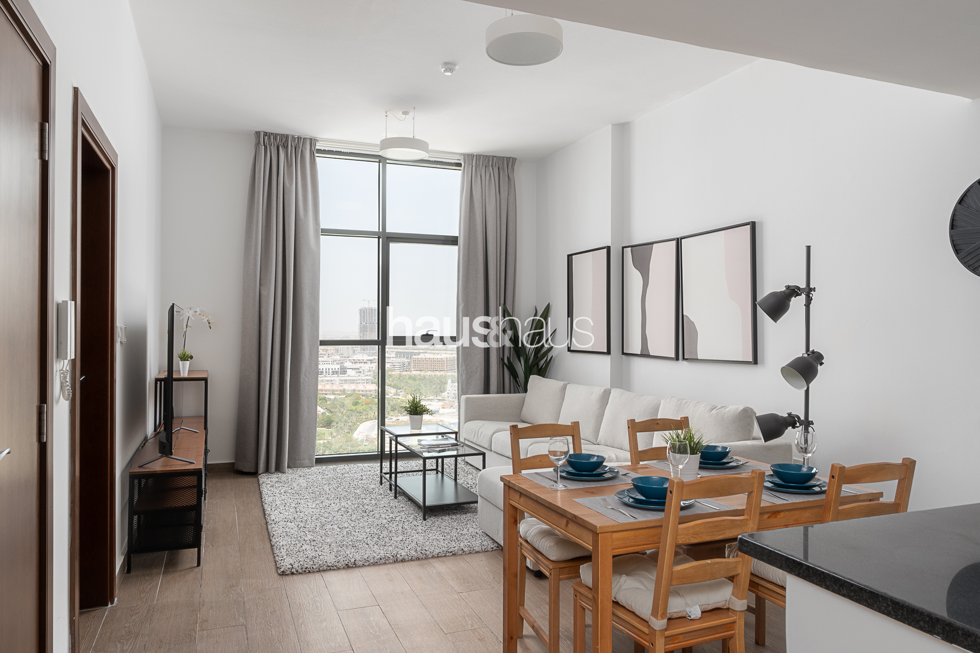 Iconic Views | Near Park | Cosy 1BR