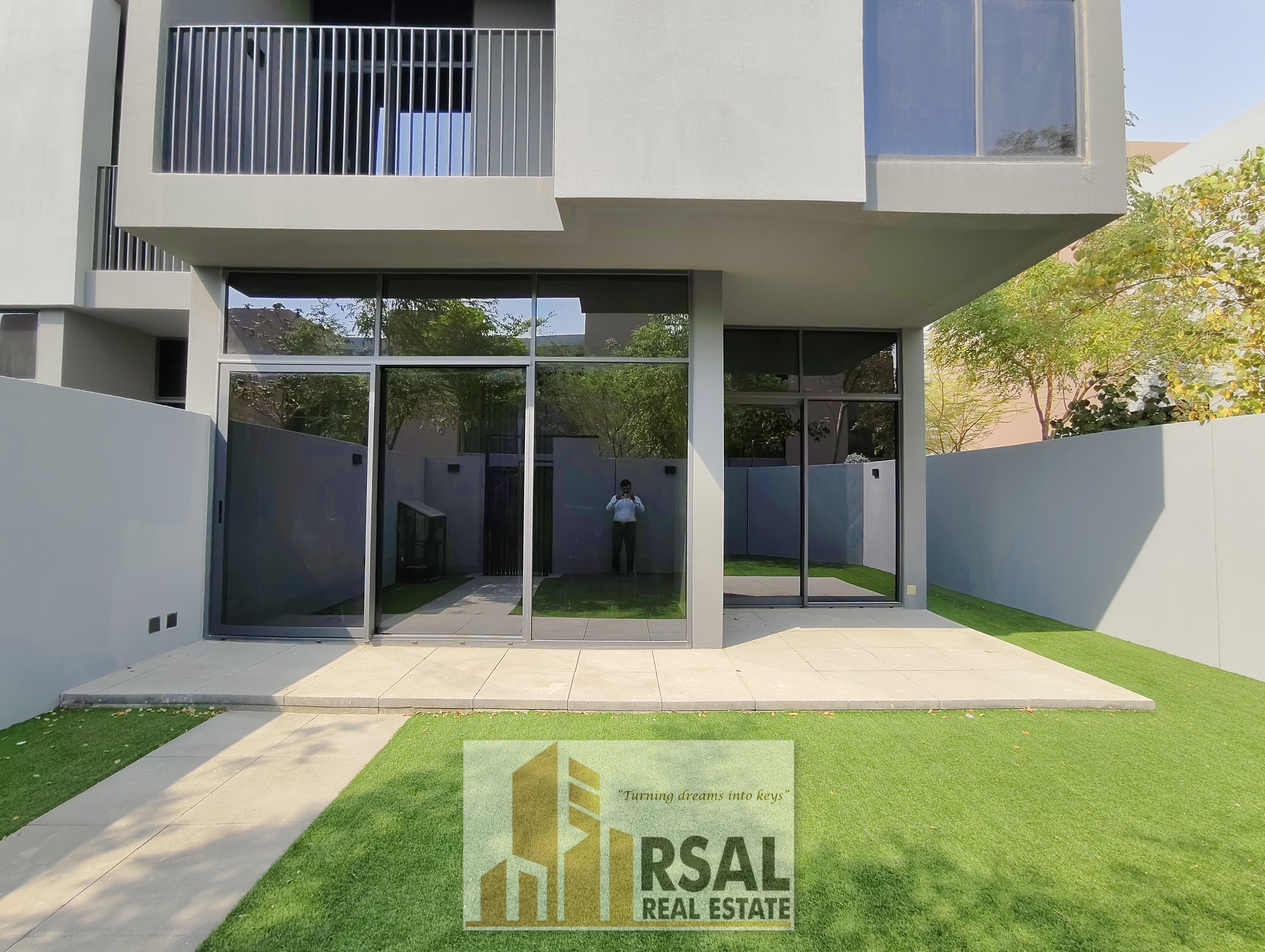 3BR With Ready Garden / Like a Brand New /