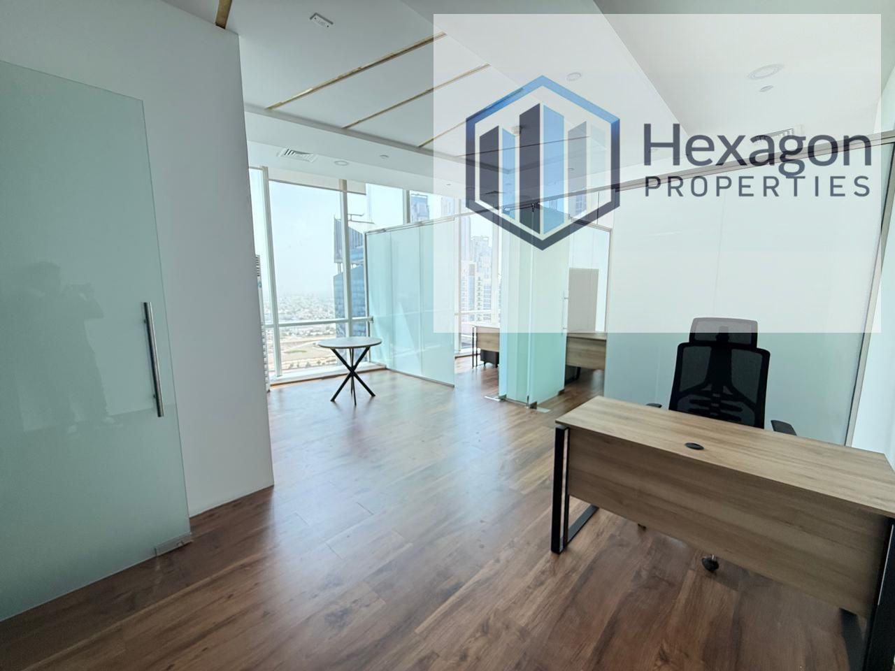 Fully Fitted Office with Glass Partions || Prime Location & Near to Bus Stops || Canal View ||