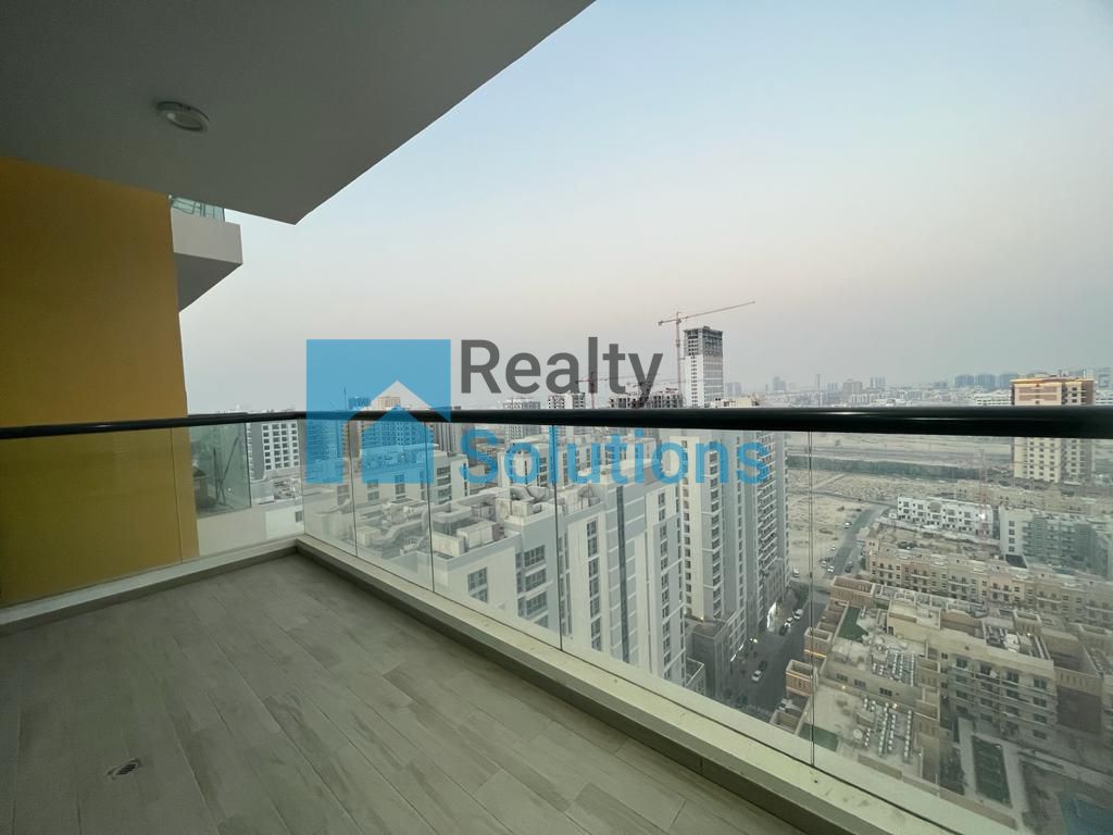 Ready To Move In | Big Layout | Huge Terrace || High Floor || Community view