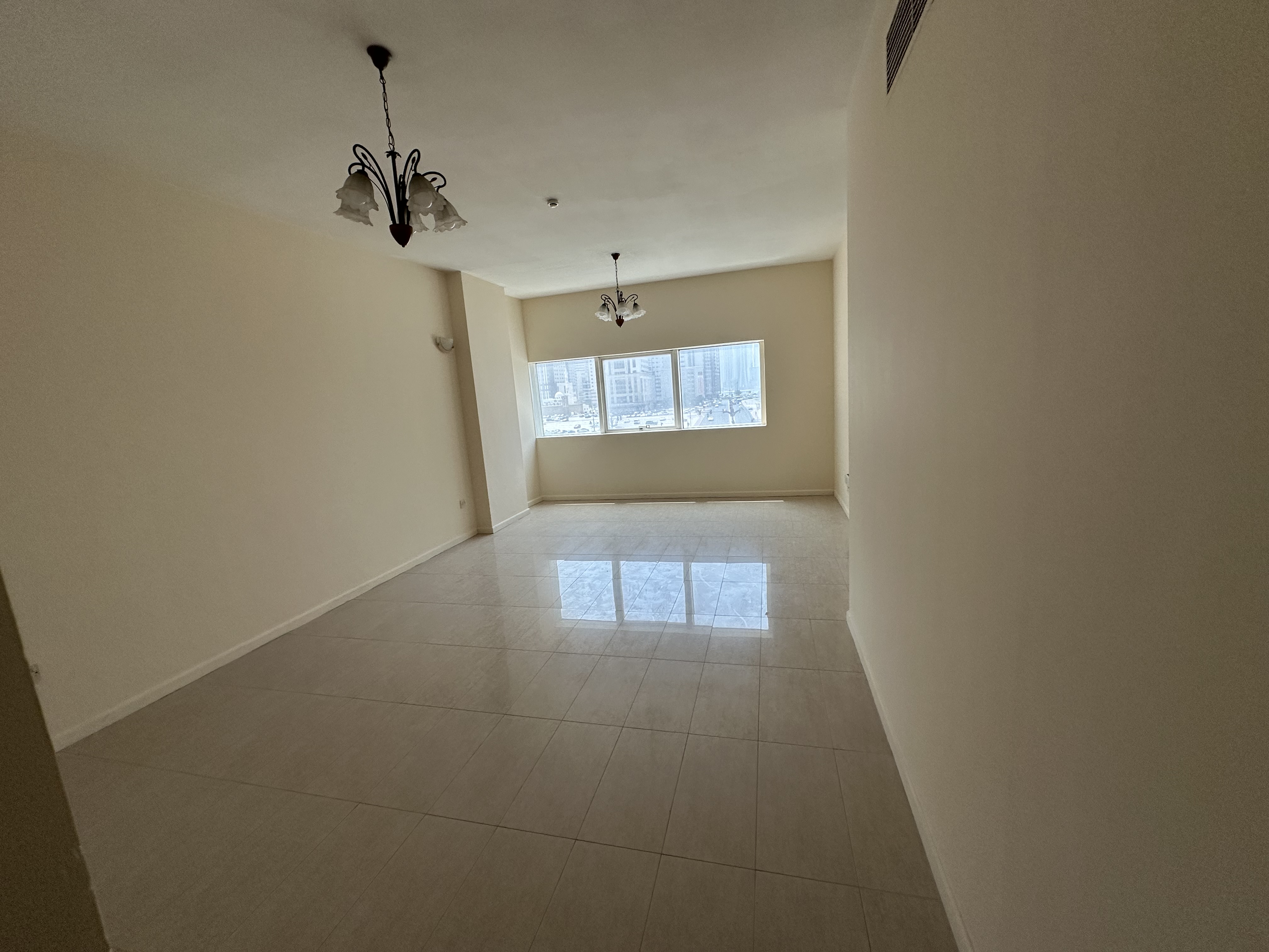 Spacious big size 2 bhk // master room // corniche view // big kitchen
