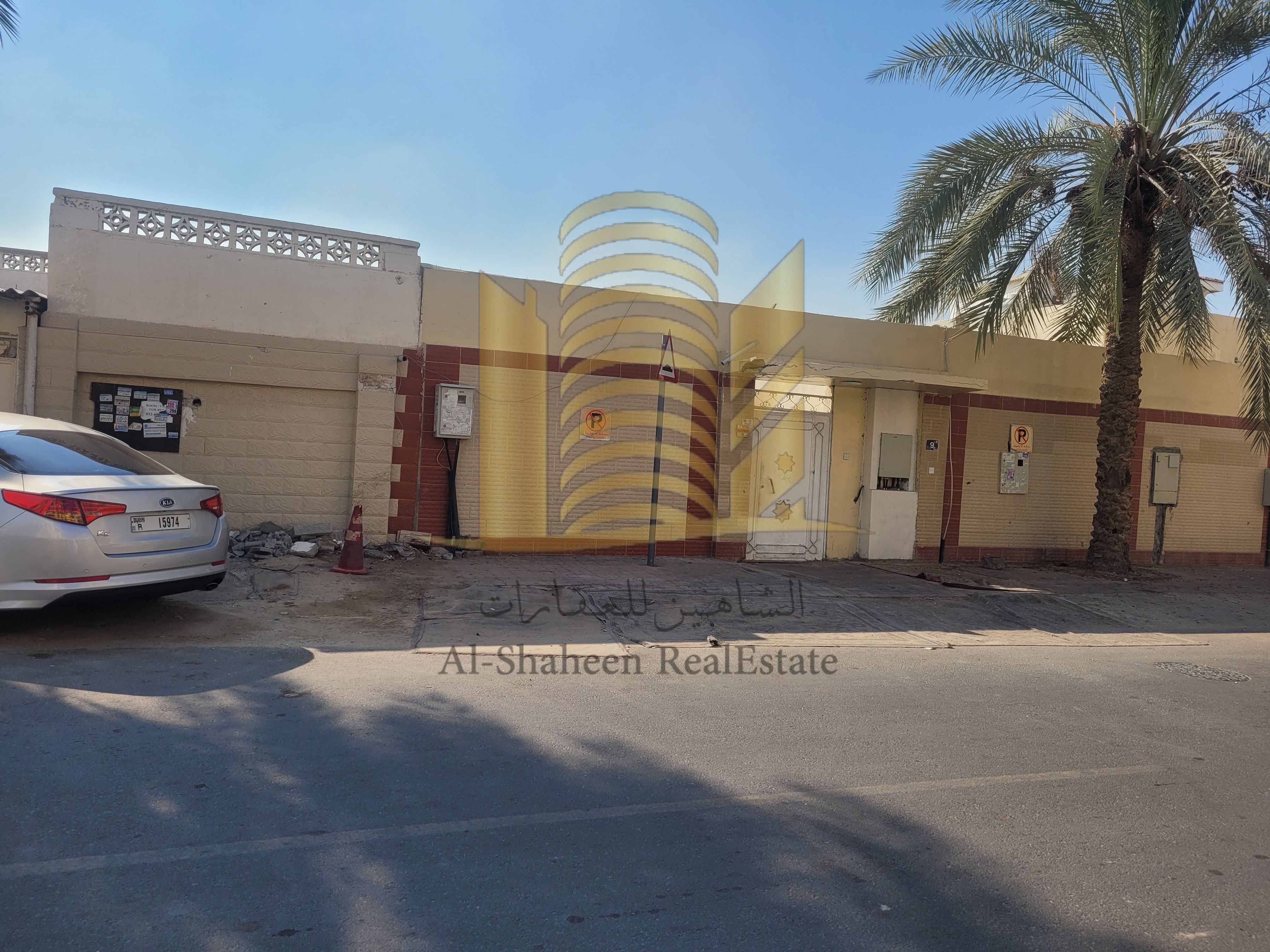 For sale in Ajman, Al Nuaimiya area  A popular house with an area of 3600 square feet  The house consists of 9 rooms, a living room, and 9 bathrooms  The house is in a very special location, very close to the Dubai and Sharjah exits and the Mohammed