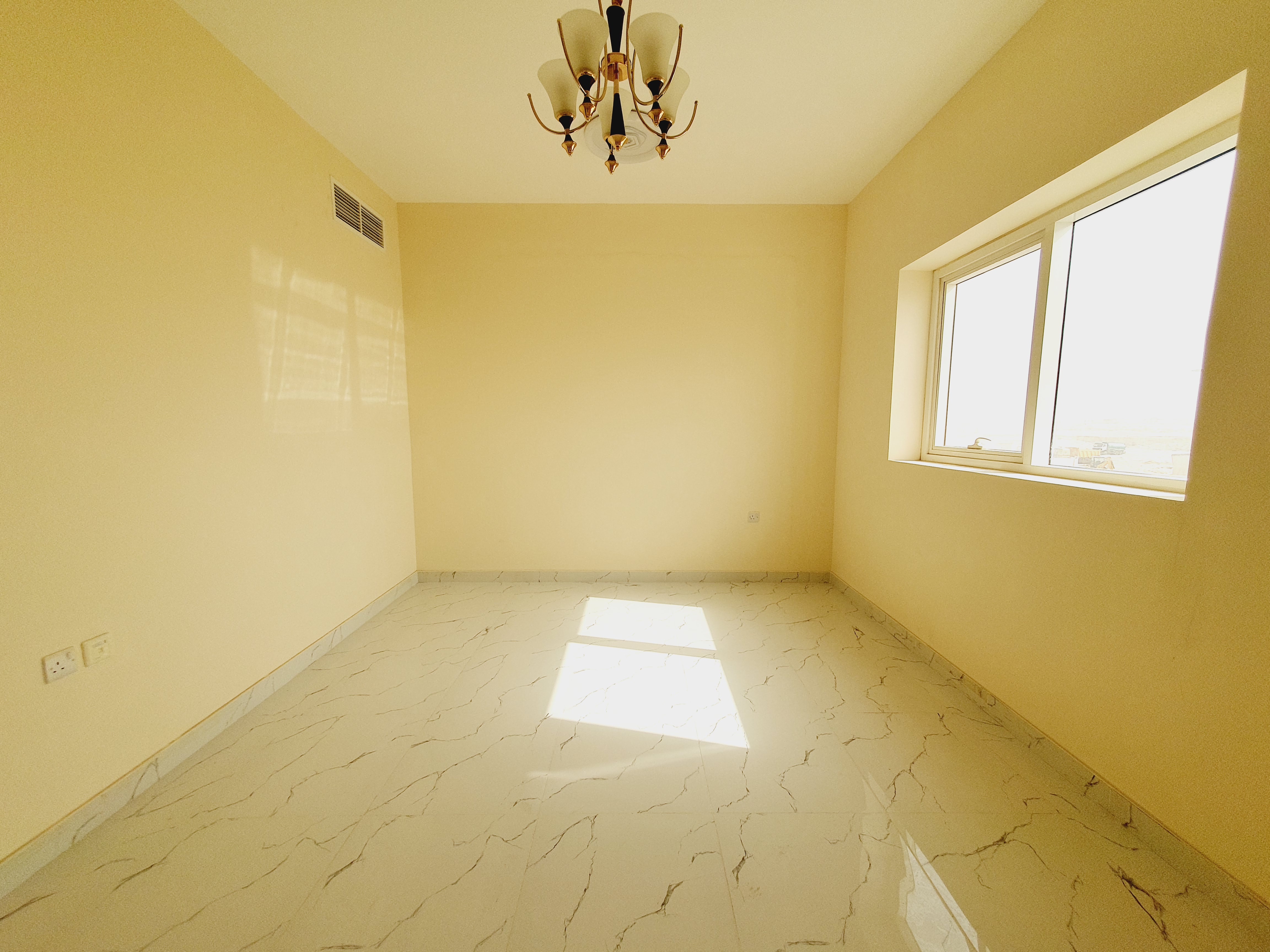 Brand new 2 badroom apartment full open view with close kitchen in al tai area