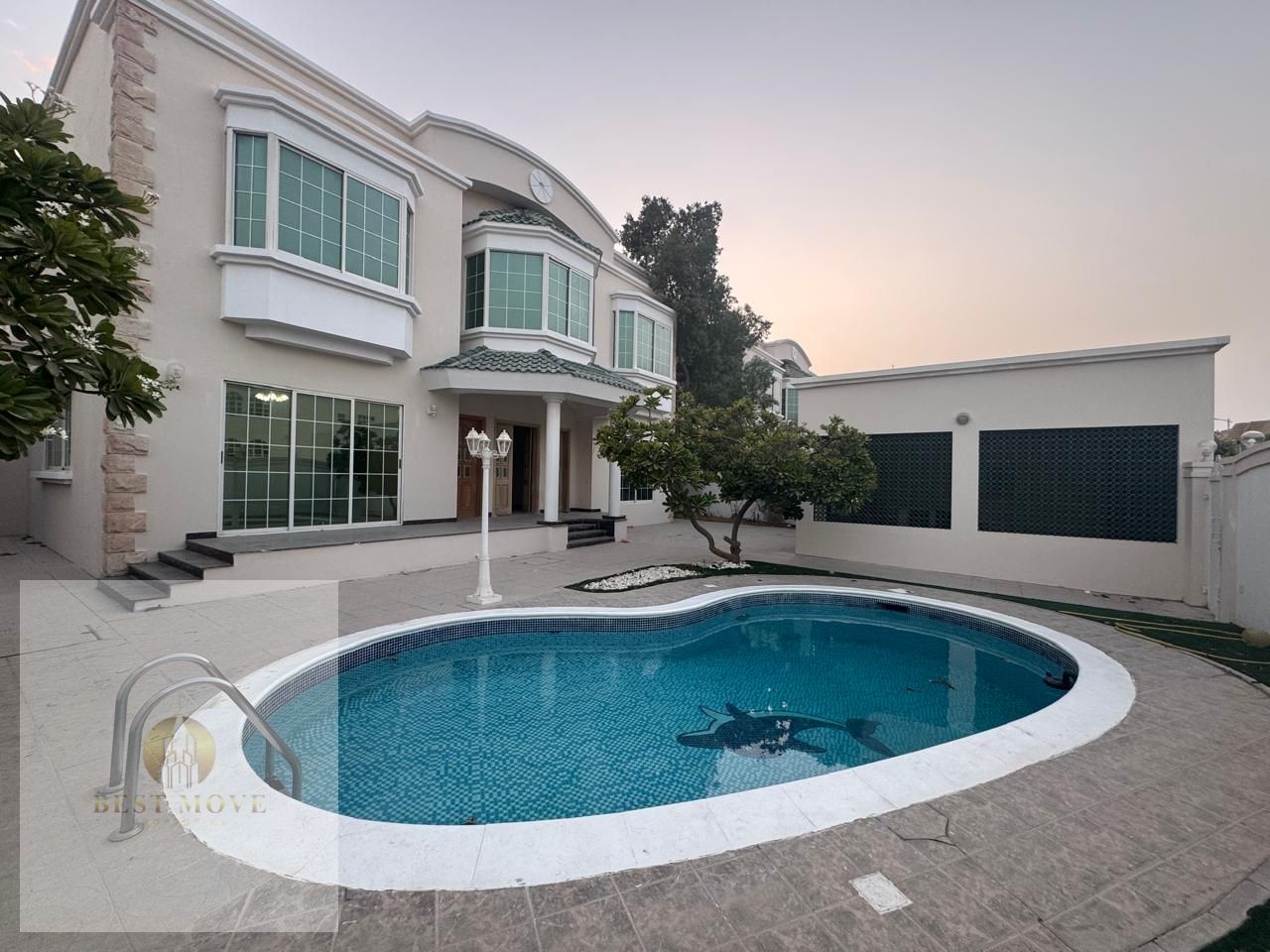 PRIVATE POOL || 5 BEDROOM VILLA || READY TO MOVE