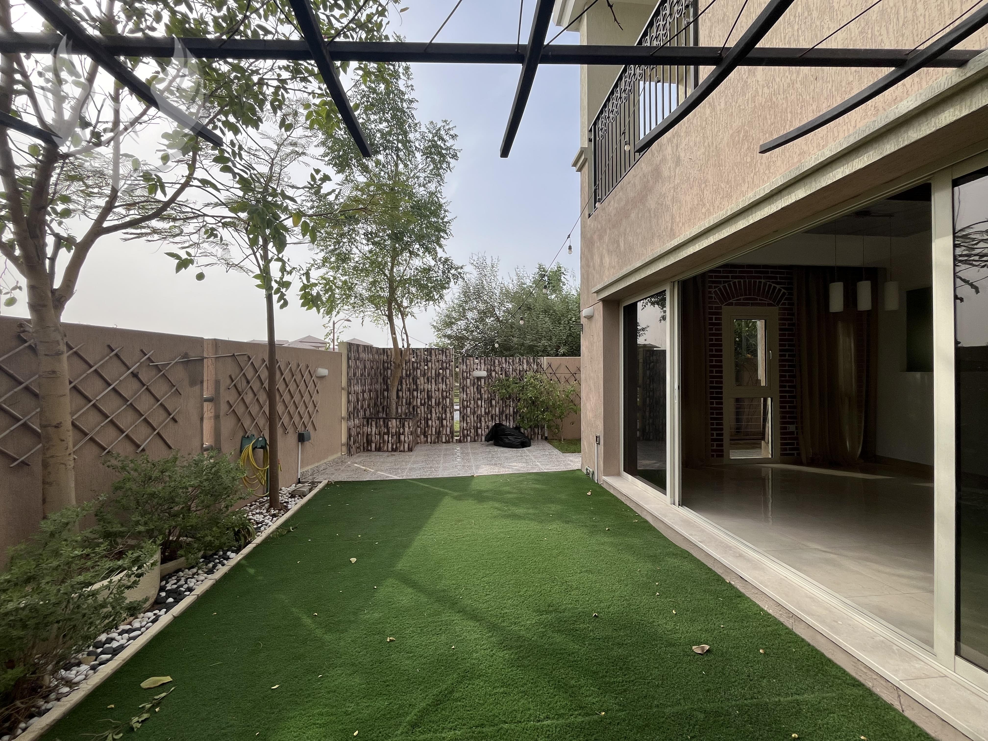 Vacant | Corner Unit | Well Maintained | Private