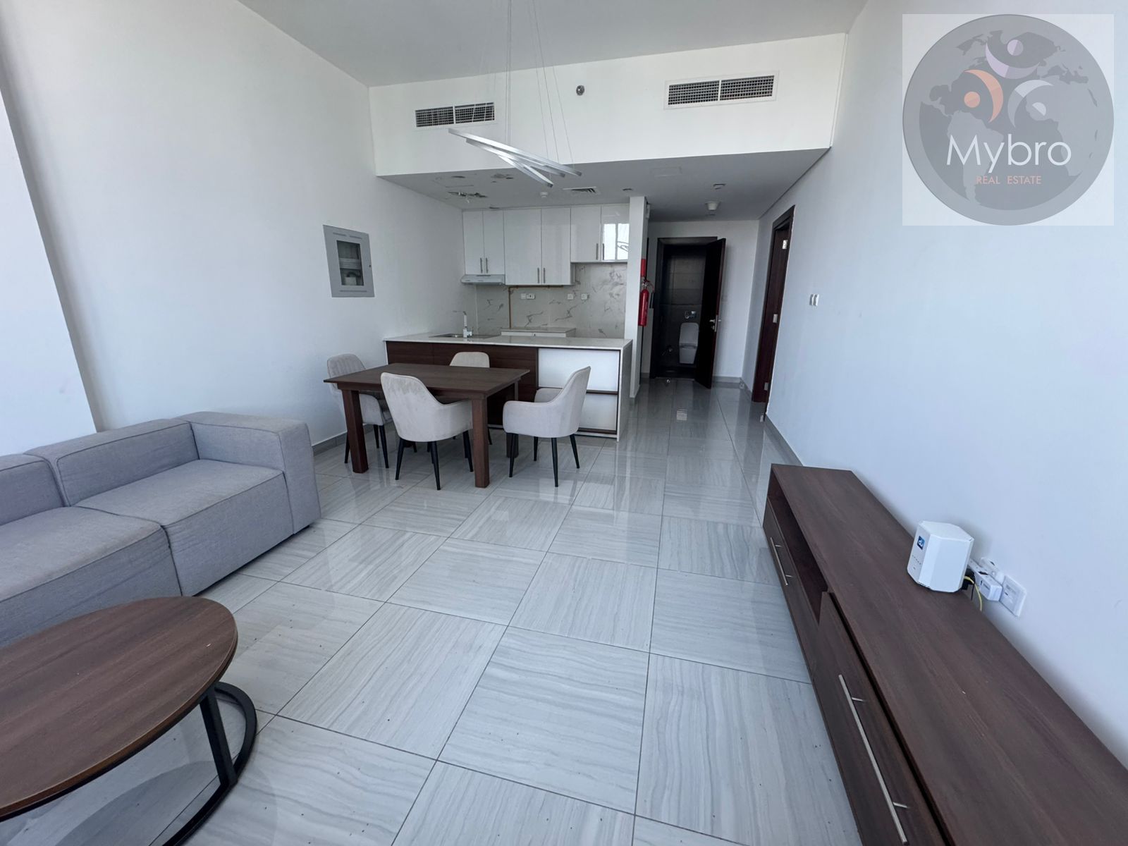 Luxury 1BR/ Fully Equipped/ High Floor