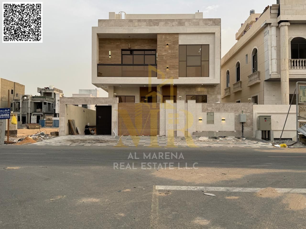 For Sale – Luxury Villa in Al Bahia – Ajman | 2 Floors + Roof | 7 Master Bedrooms | Majlis + 2 Living Halls | Modern Kitchen | Maid’s Room | Large