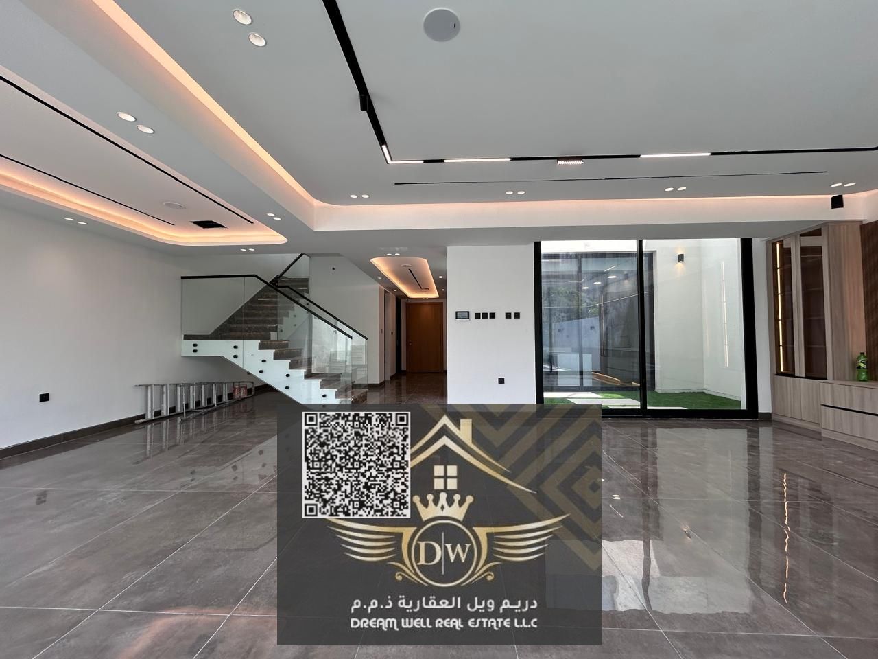 Luxurious villa for sale with a swimming pool in Al-Zora Live in luxury in a charming villa at a price including electricit