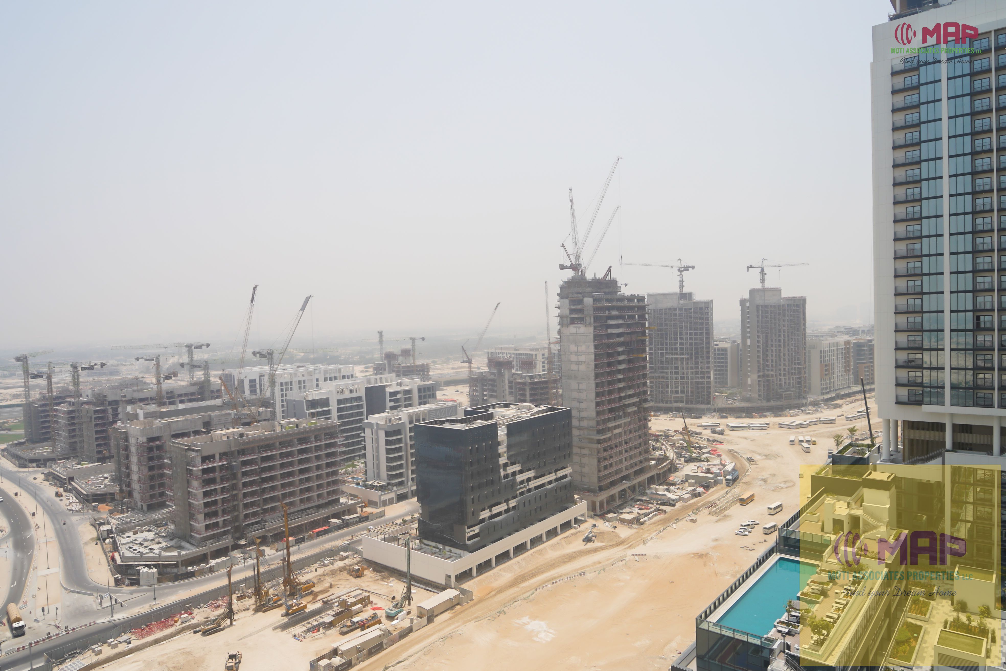 3 BR Plus Maids | Midfloor | Dubai Skyline view