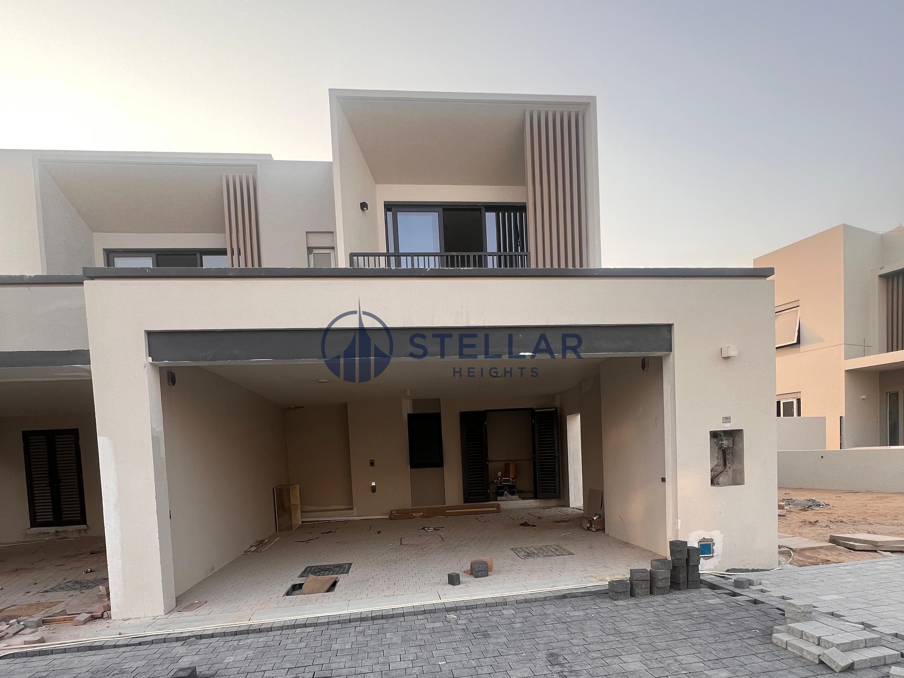 Single Row | Vastu | Corner | Closed Kitchen