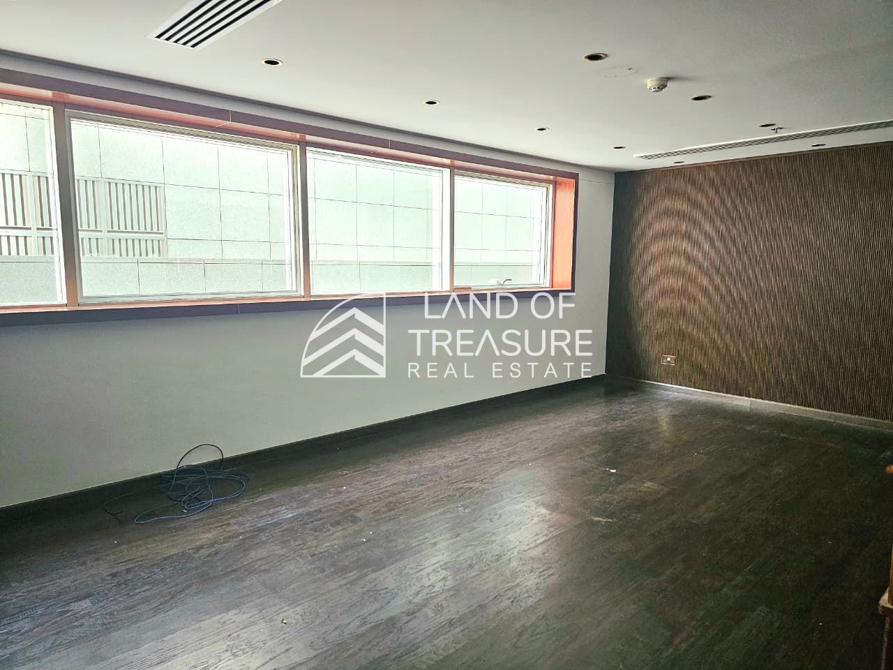5 STAR HOTEL | MULTIPLE OFFICE AVAILABLE