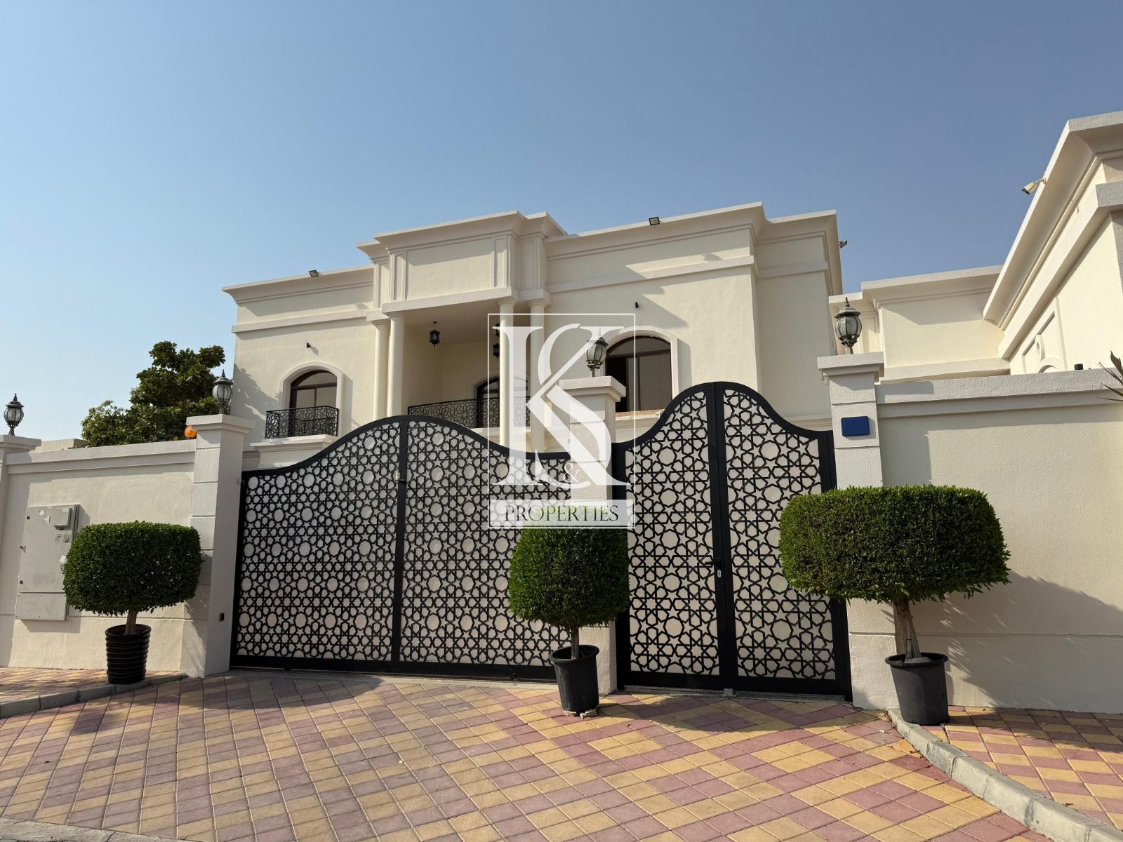 Premium Non-Freehold Villa | Exclusive Opportunity