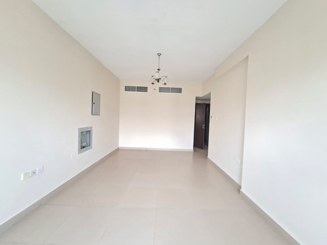 Like brand new building Muwaileh Commercial sharja 1bhk with balcony 2 washroom with master room with waldrop parking prim location sharja Muwaileh