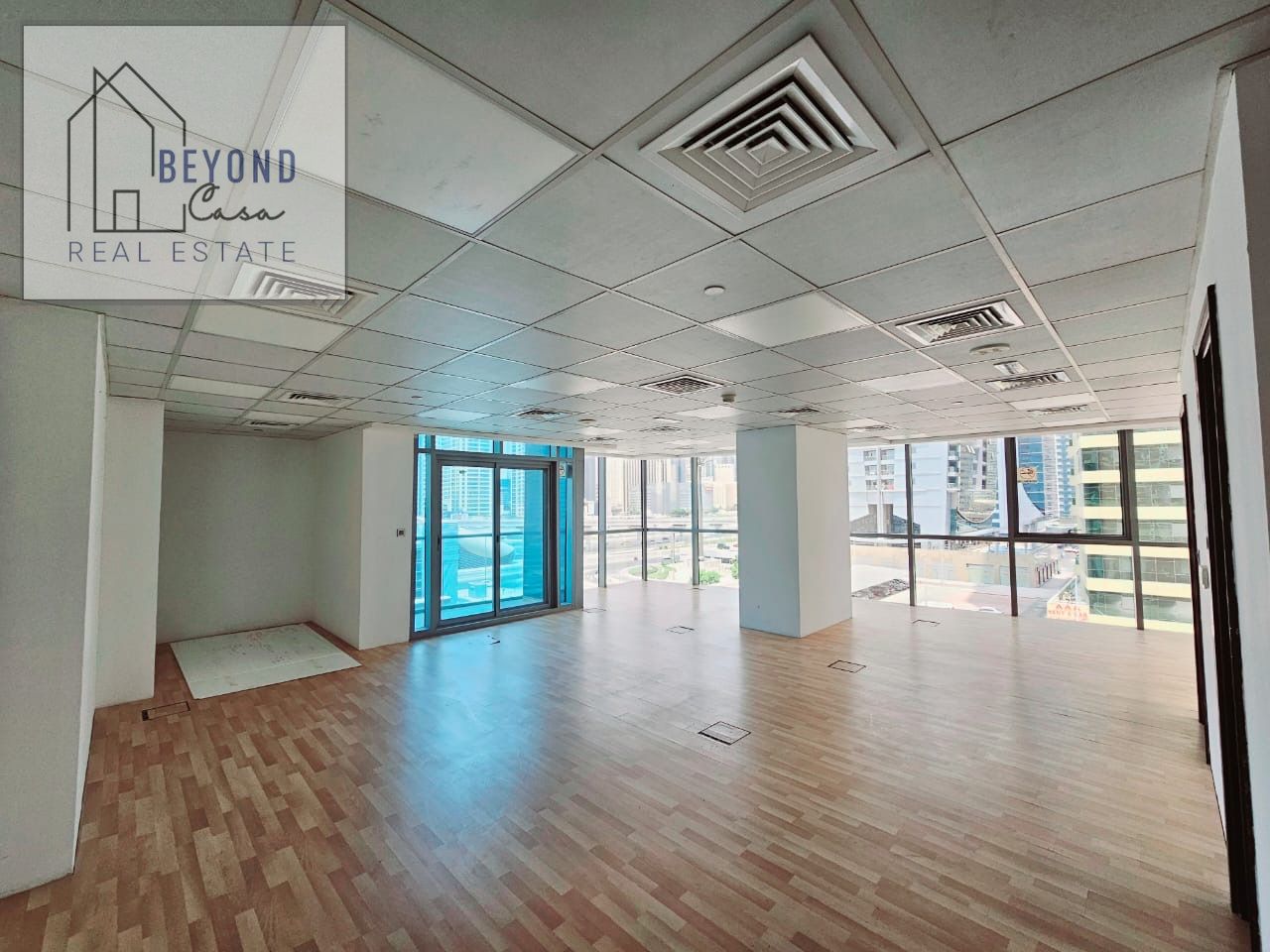 FITTED OFFICE I NEXT TO METRO