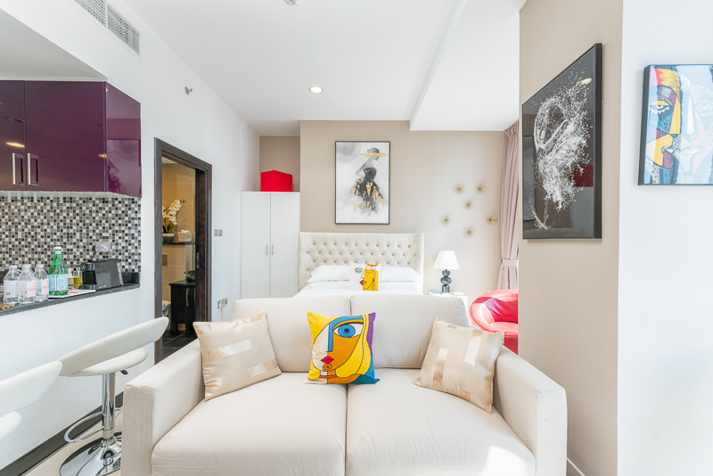 Cozy studio with marina view