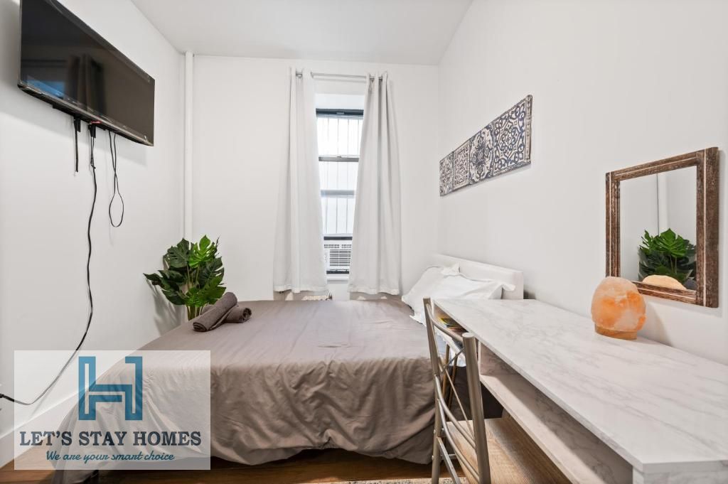 Luxurious | Hotel Room | Without Kitchen I Free Cleaning I All Bills Paid