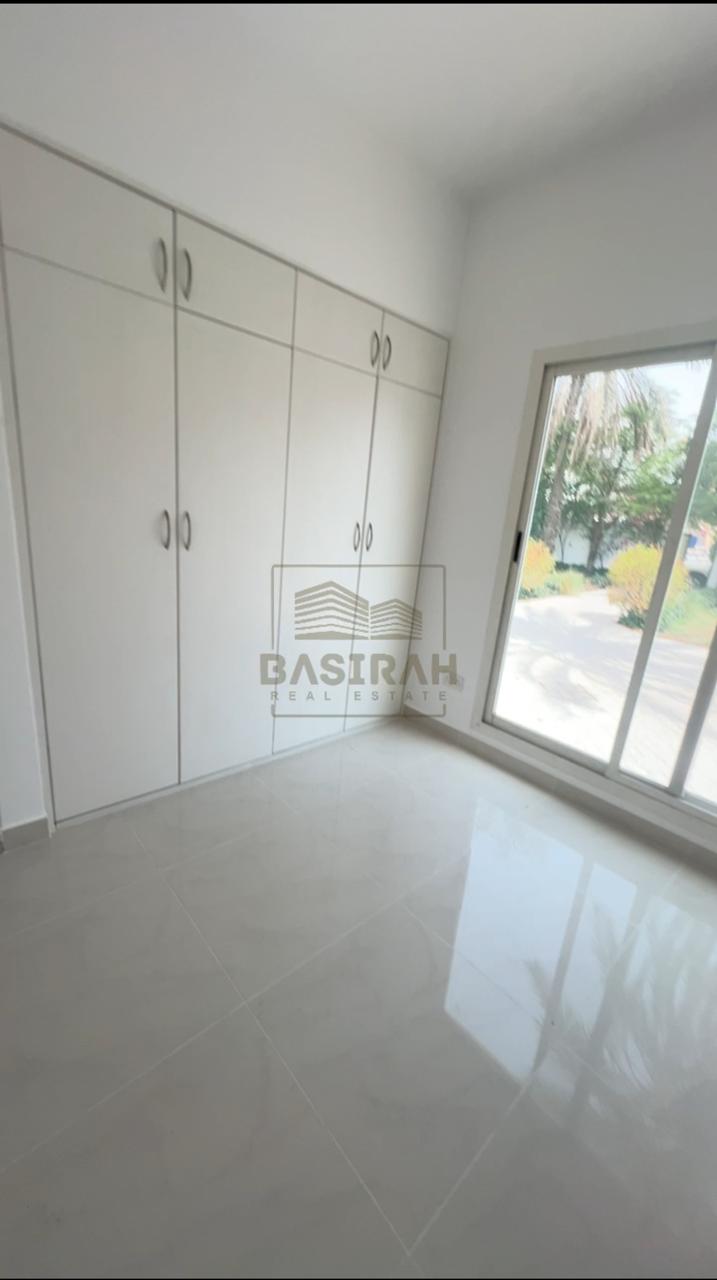 Newly renovated Very Spacious 4 br Villa, private pool, maids room, big garden @ Al Garhoud