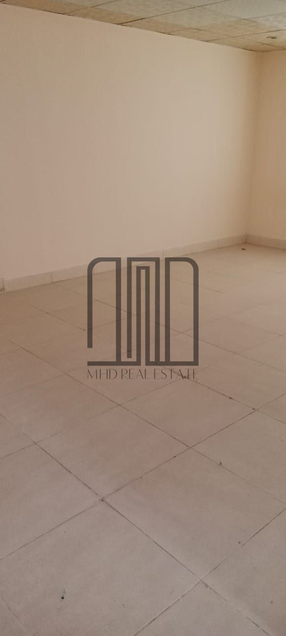 Affordable Office Space | 2 Rooms + Hall | 991 Sqft | Prime Deal for rent or sell