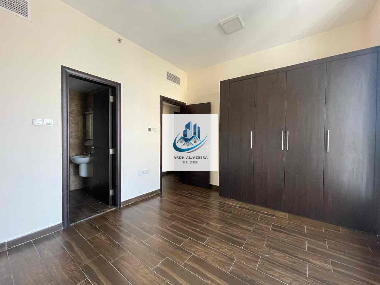 Modern 2BHK | Master Bedroom, Wardrobe, Parking Free | Pay in 12 Cheques | Book @ 50k Call Bilal