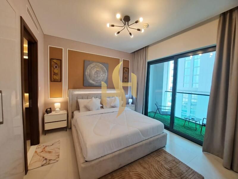 FULLY FURNISHED / POOL VIEW / READY TO MOVE