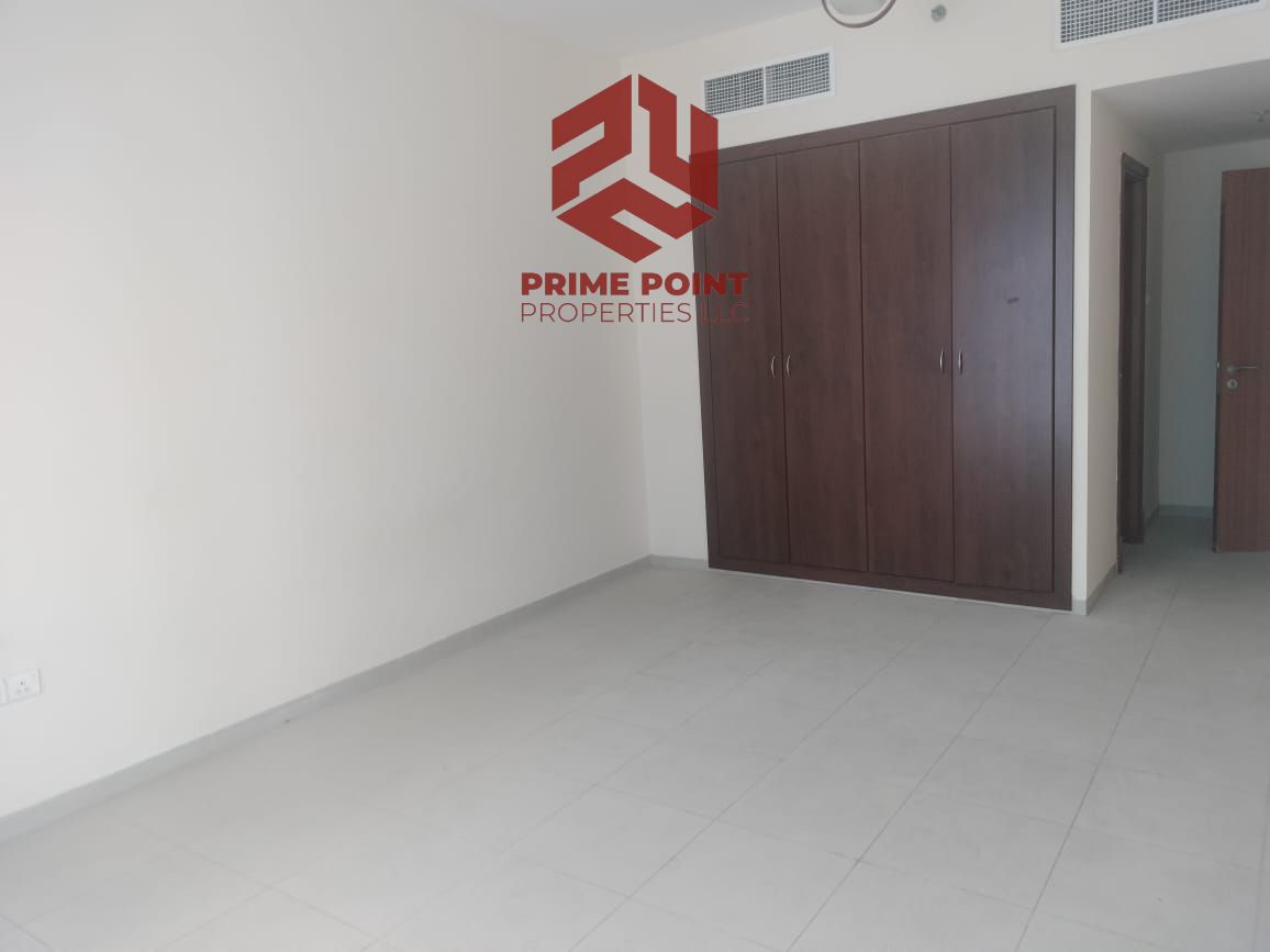 High Floor | Balcony | Vacant on Transfer