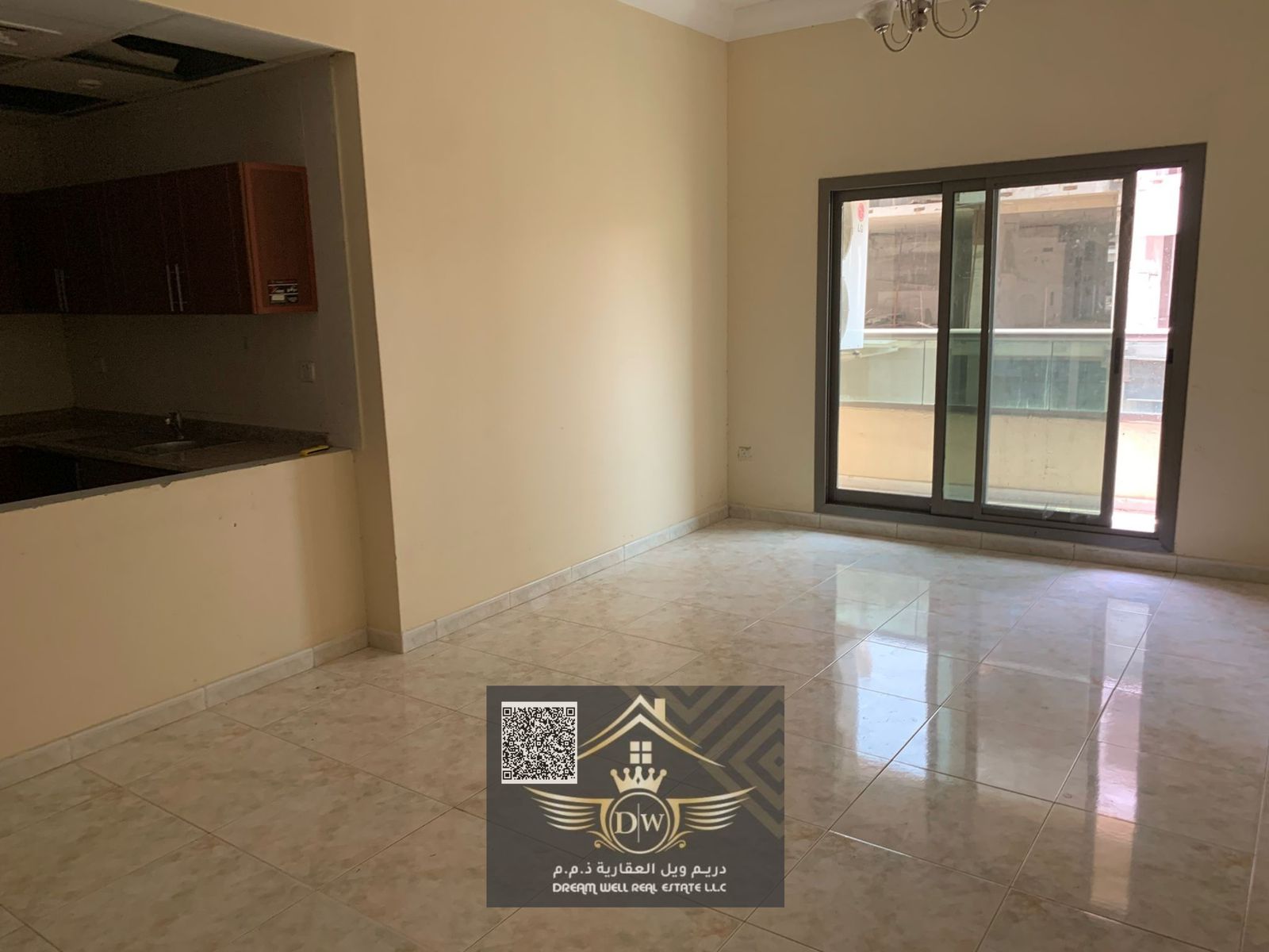 Four Bedrooms Spacious Apartment is available for Rent in Paradise Lakes Towers