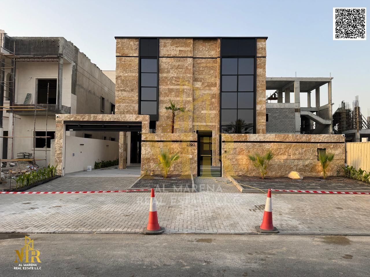Villa - Two floors & large courtyard, including registration and ownership fees - Close to Sheikh Mohammed bin Zayed Road - Freehold for all nationali