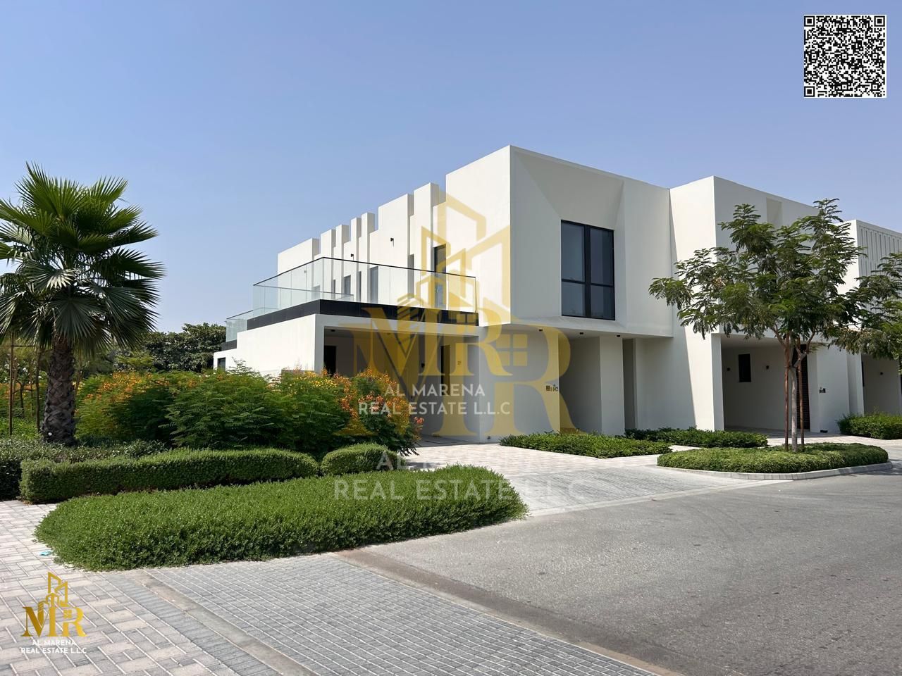 Al-Zawraa Villa, corner of two streets - 4 bedrooms with a private pool and luxurious finishing, including electricity, water and air conditioning, fr