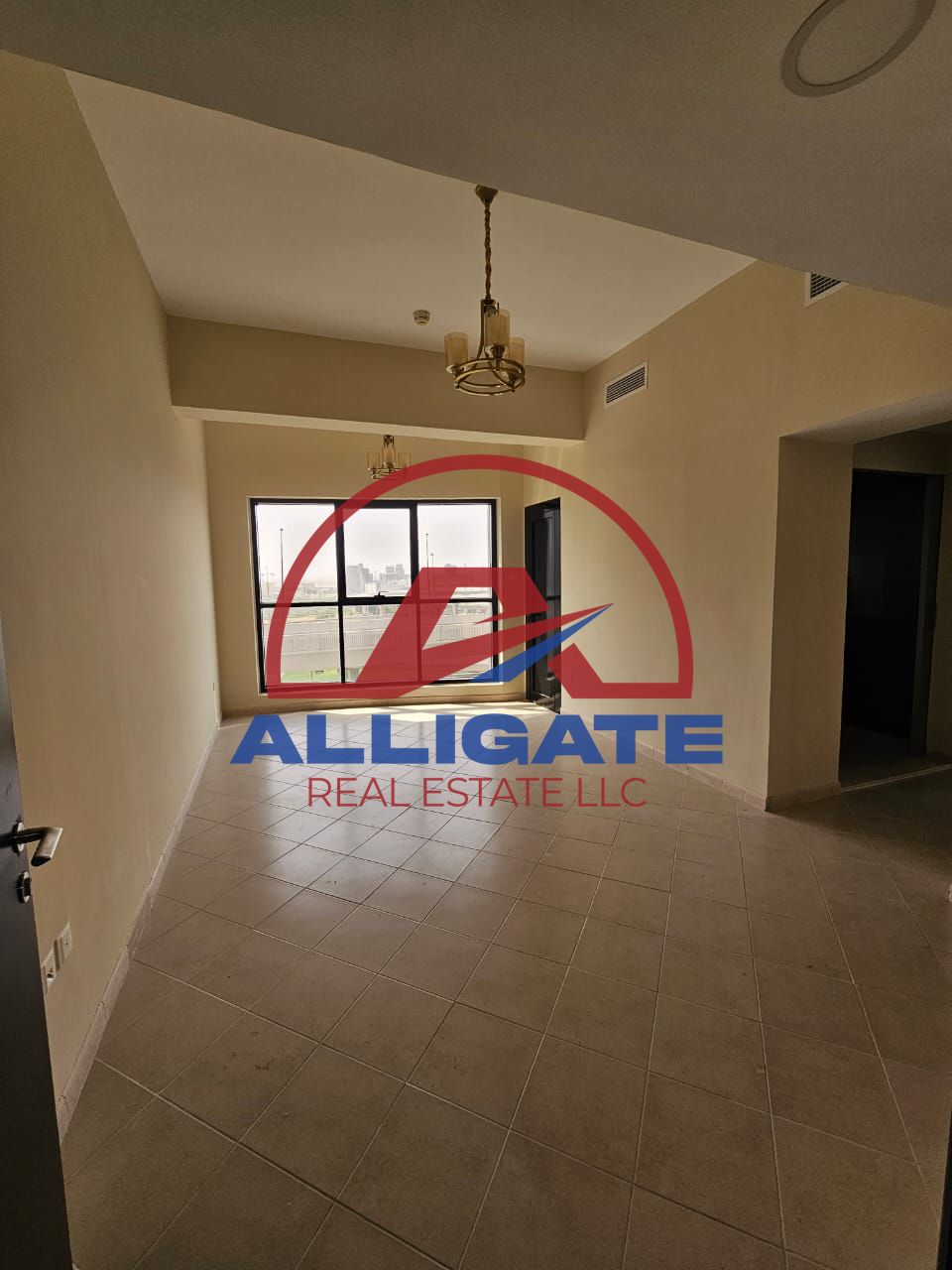 Fully upgraded / with Balcony / SZR View / Huge Layout /